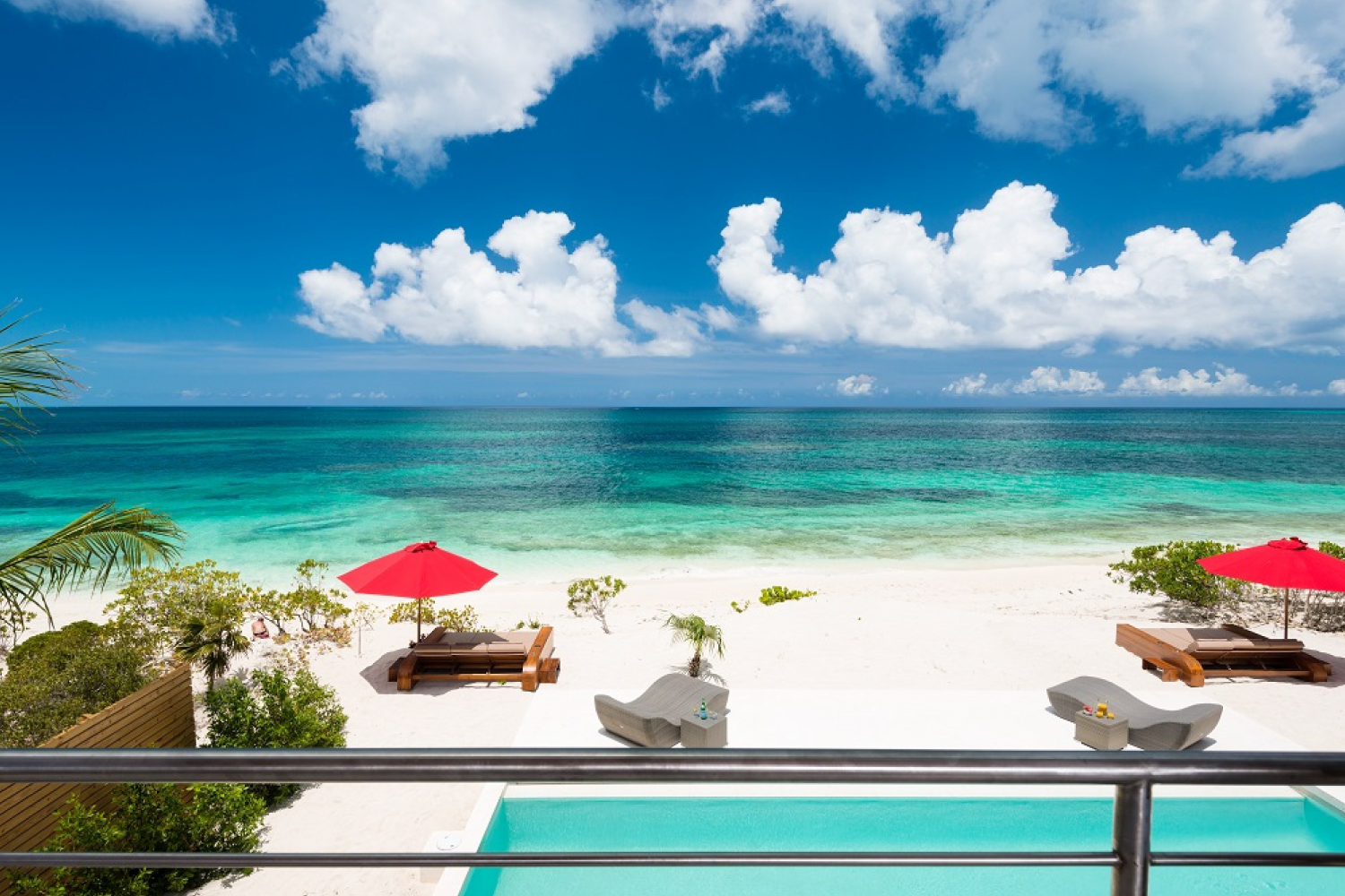 Beach Kandi, Grace Bay Beachfront Villa with Infinity Pool and Two King Suites - Photo 33