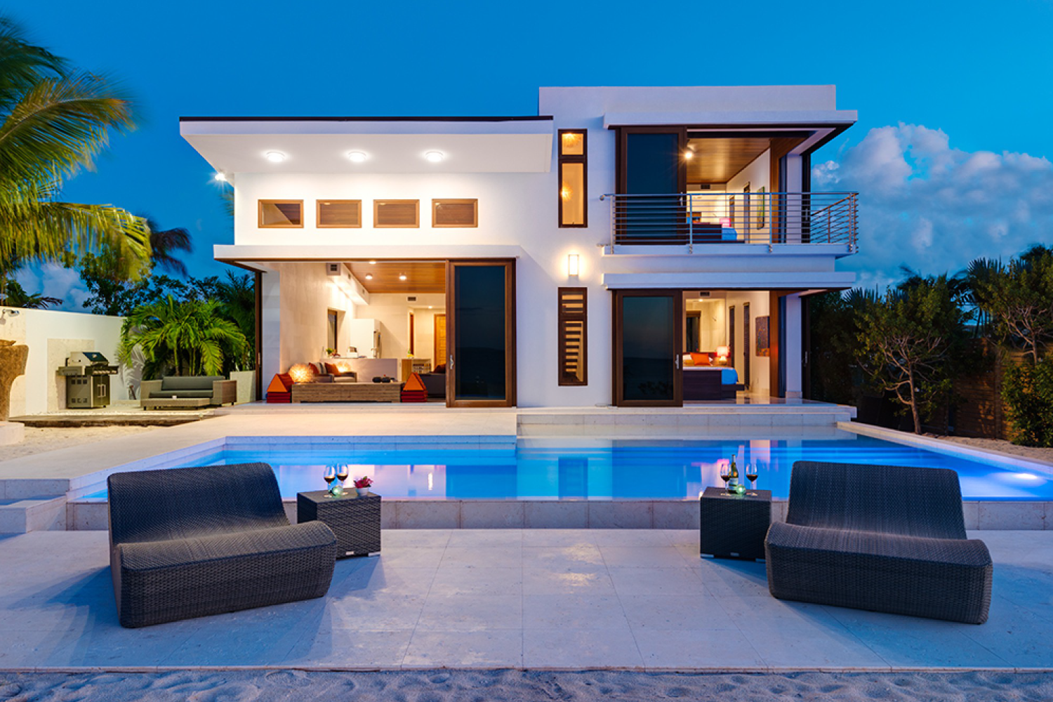 Beach Kandi, Grace Bay Beachfront Villa with Infinity Pool and Two King Suites - Photo 34