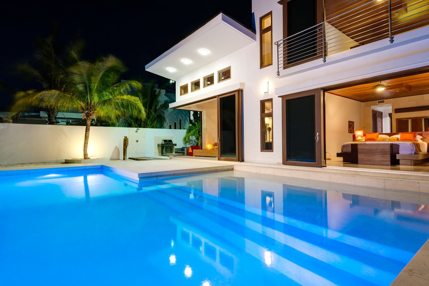 Beach Kandi, Grace Bay Beachfront Villa with Infinity Pool and Two King Suites - Photo 37