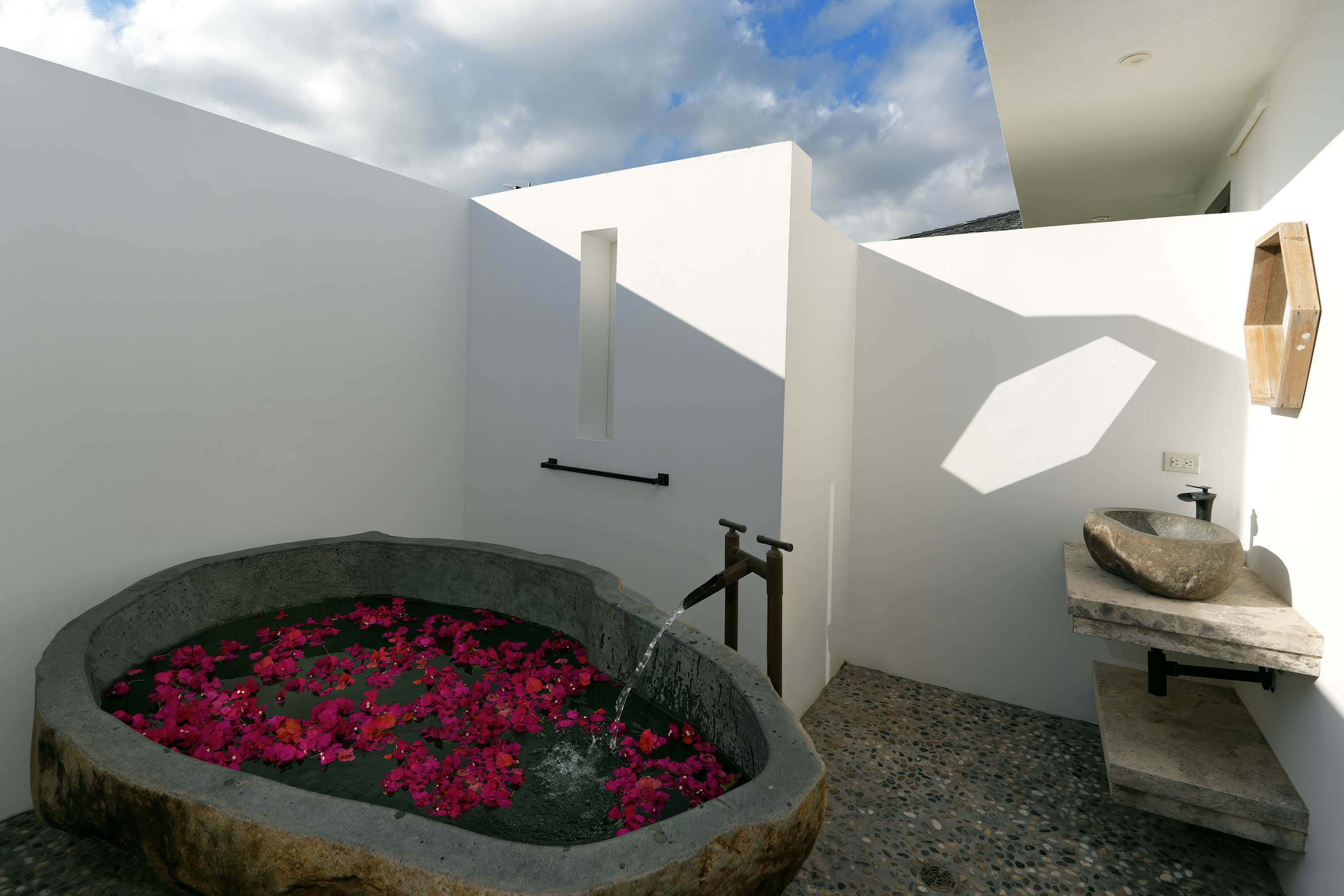 Bleu Ciel, Little Harbour Anguilla Beachfront Estate with 11 Bedrooms, Tennis and Private Pools - Photo 27