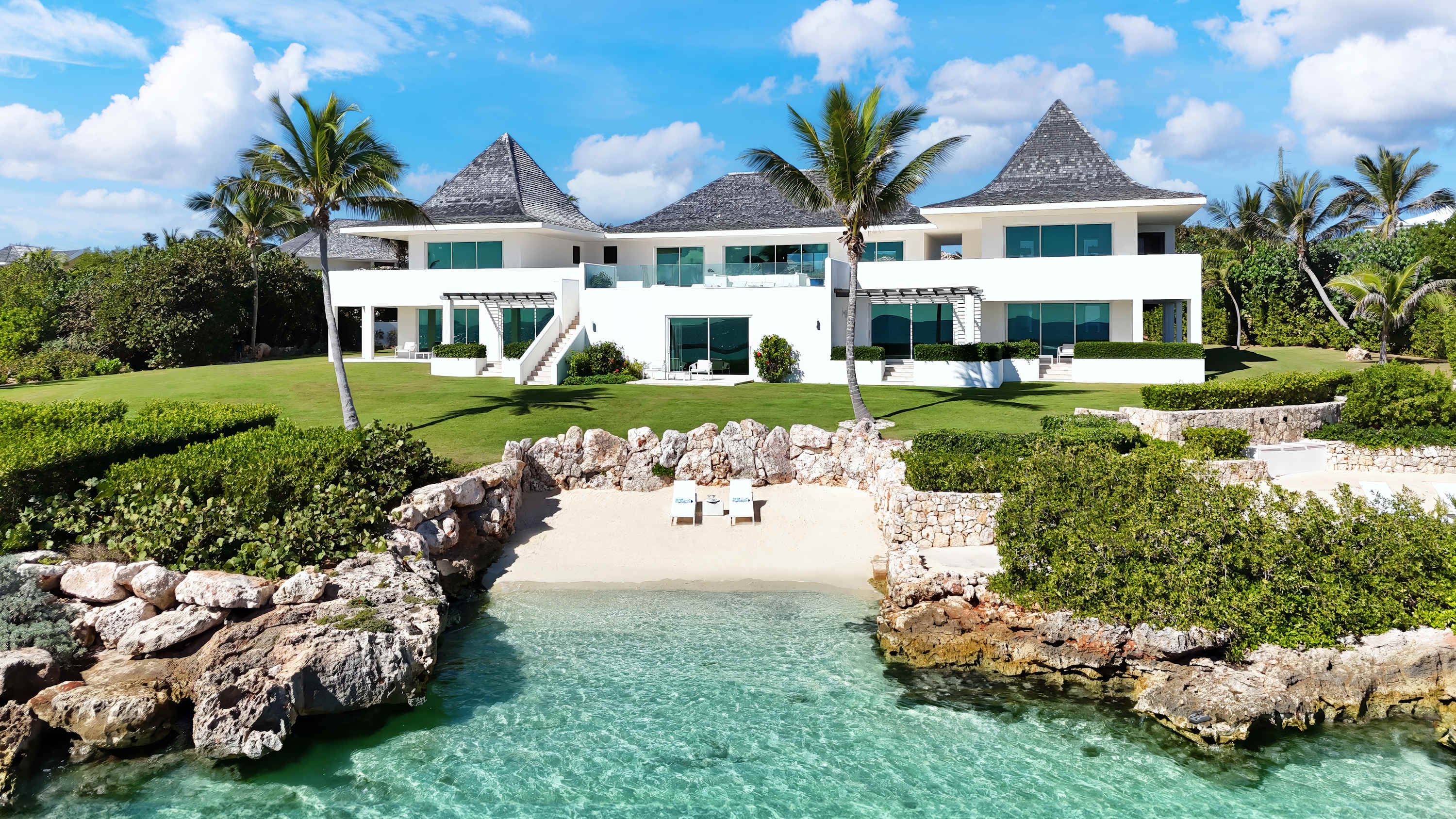 Bleu Ciel, Little Harbour Anguilla Beachfront Estate with 11 Bedrooms, Tennis and Private Pools - Photo 5