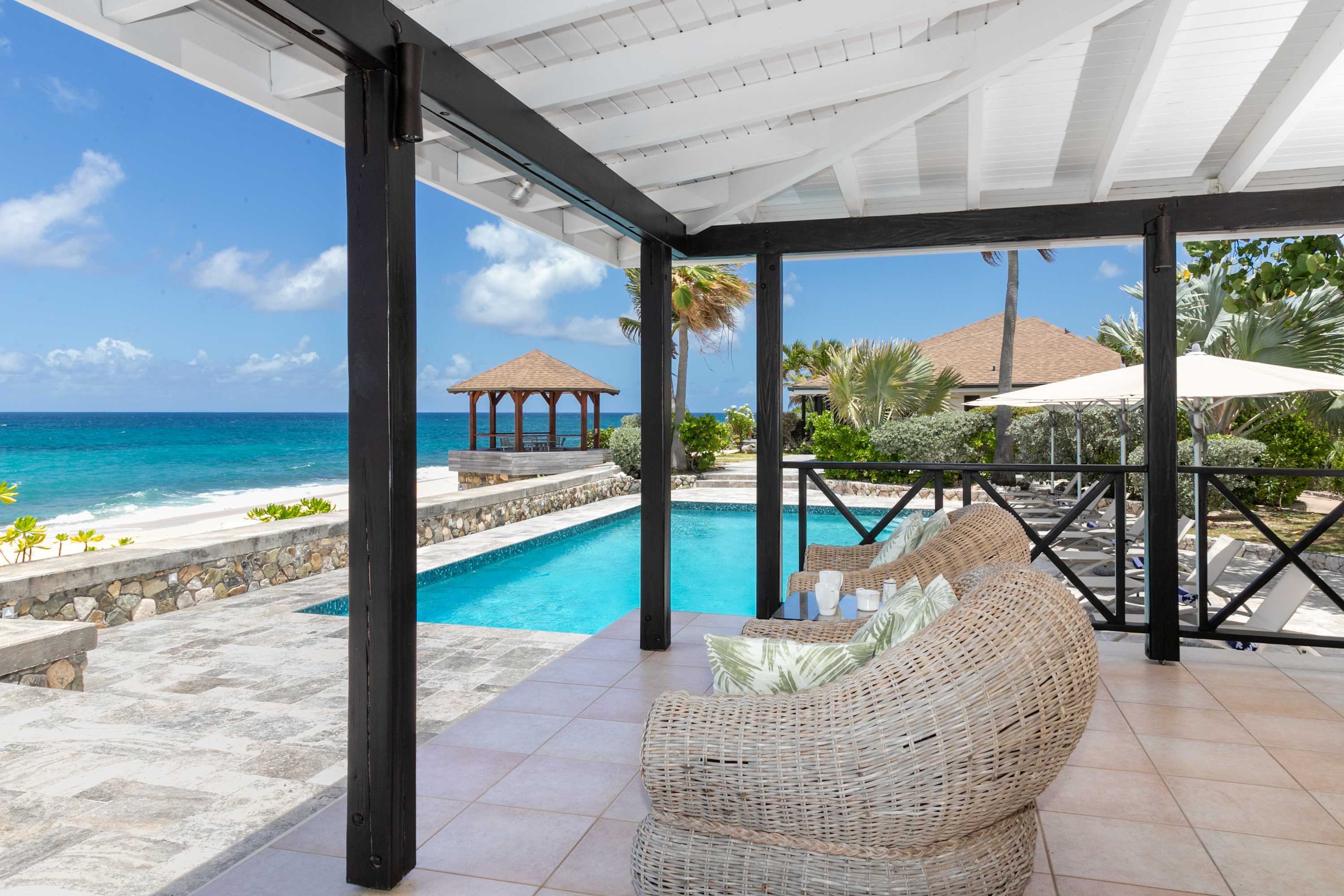 Blue Beach, Beachfront Villa on Baie Longue in Terres Basses - Photo 16