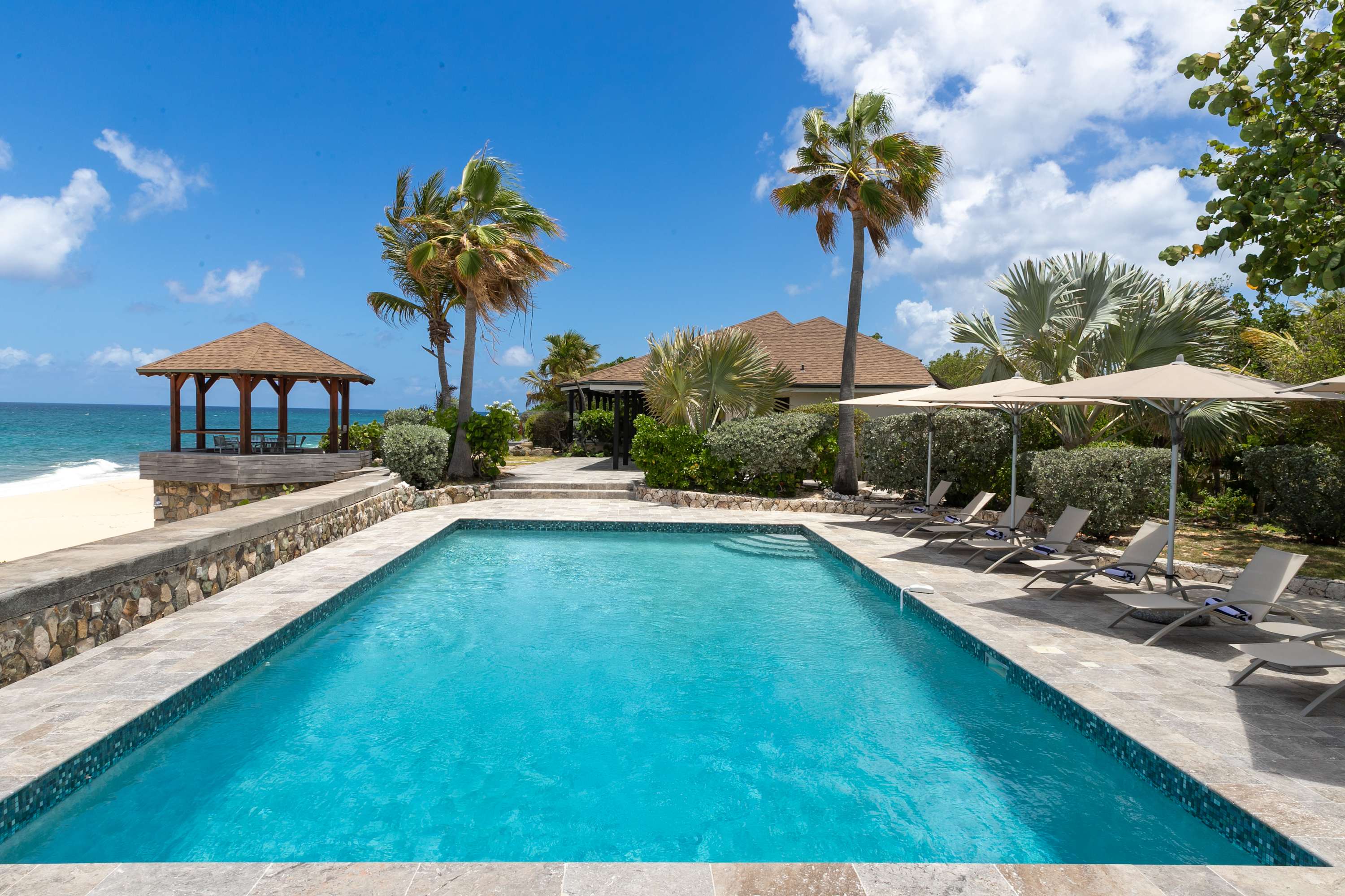 Blue Beach, Beachfront Villa on Baie Longue in Terres Basses - Photo 19