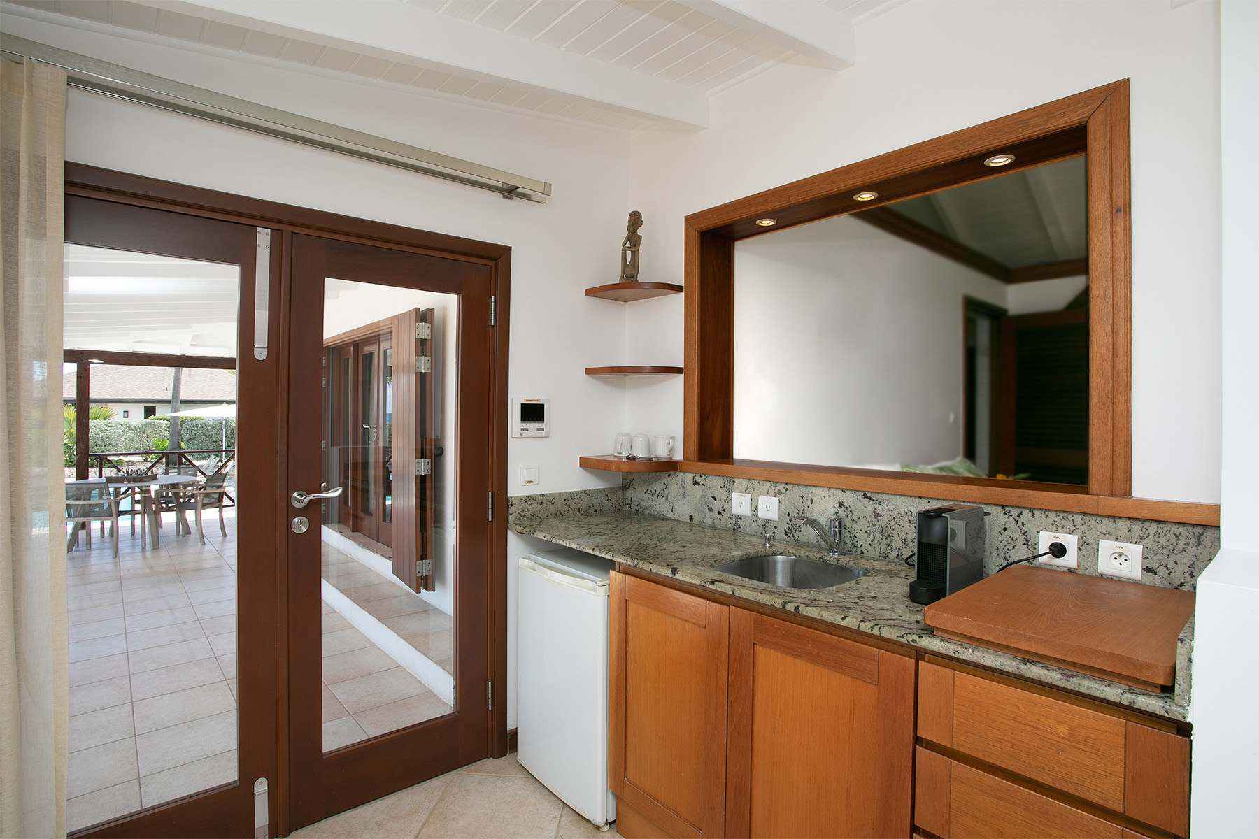 Blue Beach, Beachfront Villa on Baie Longue in Terres Basses - Photo 34