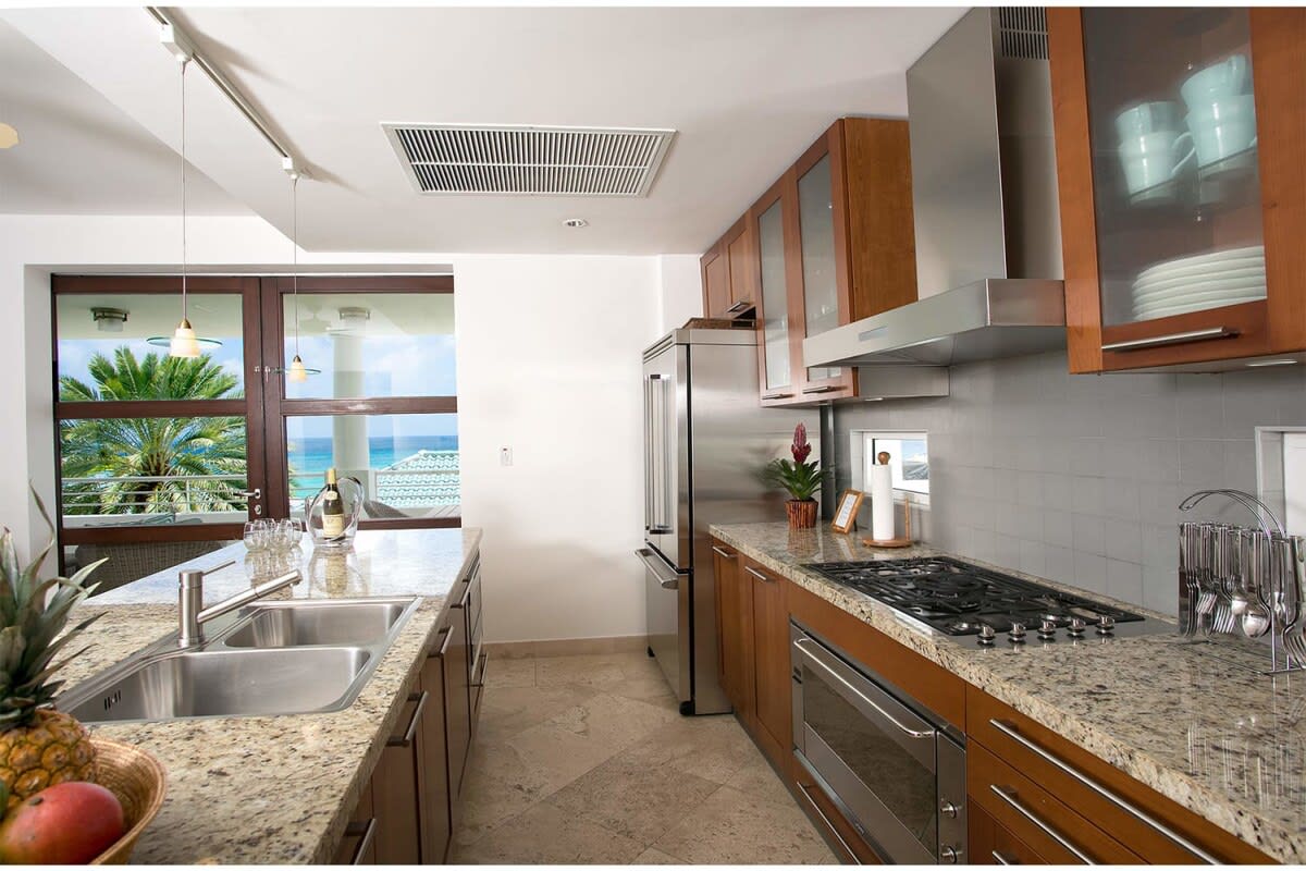 Villa Blue Dove at Shore Pointe, Cupecoy Beach Villa with Rooftop Pool - Photo 14