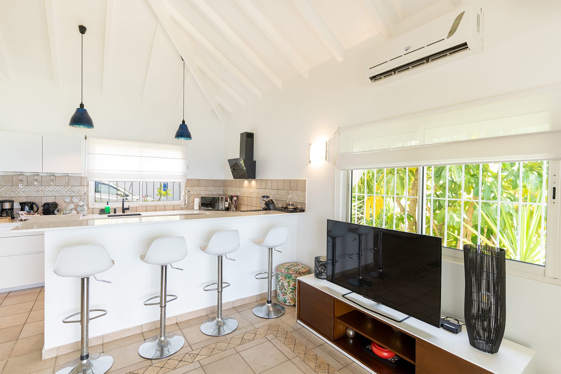 Villa Blue Sailing, a Three-Bedroom Villa Above Happy Bay with Caribbean Sunset Views - Photo 17