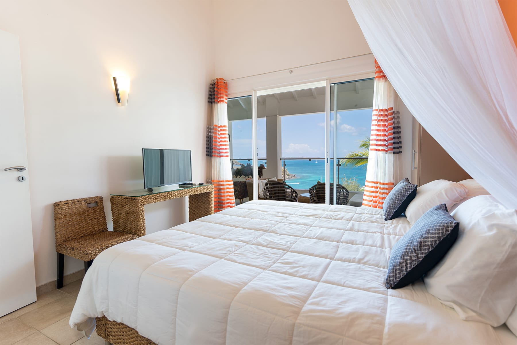 Villa Blue Sailing, a Three-Bedroom Villa Above Happy Bay with Caribbean Sunset Views - Photo 23