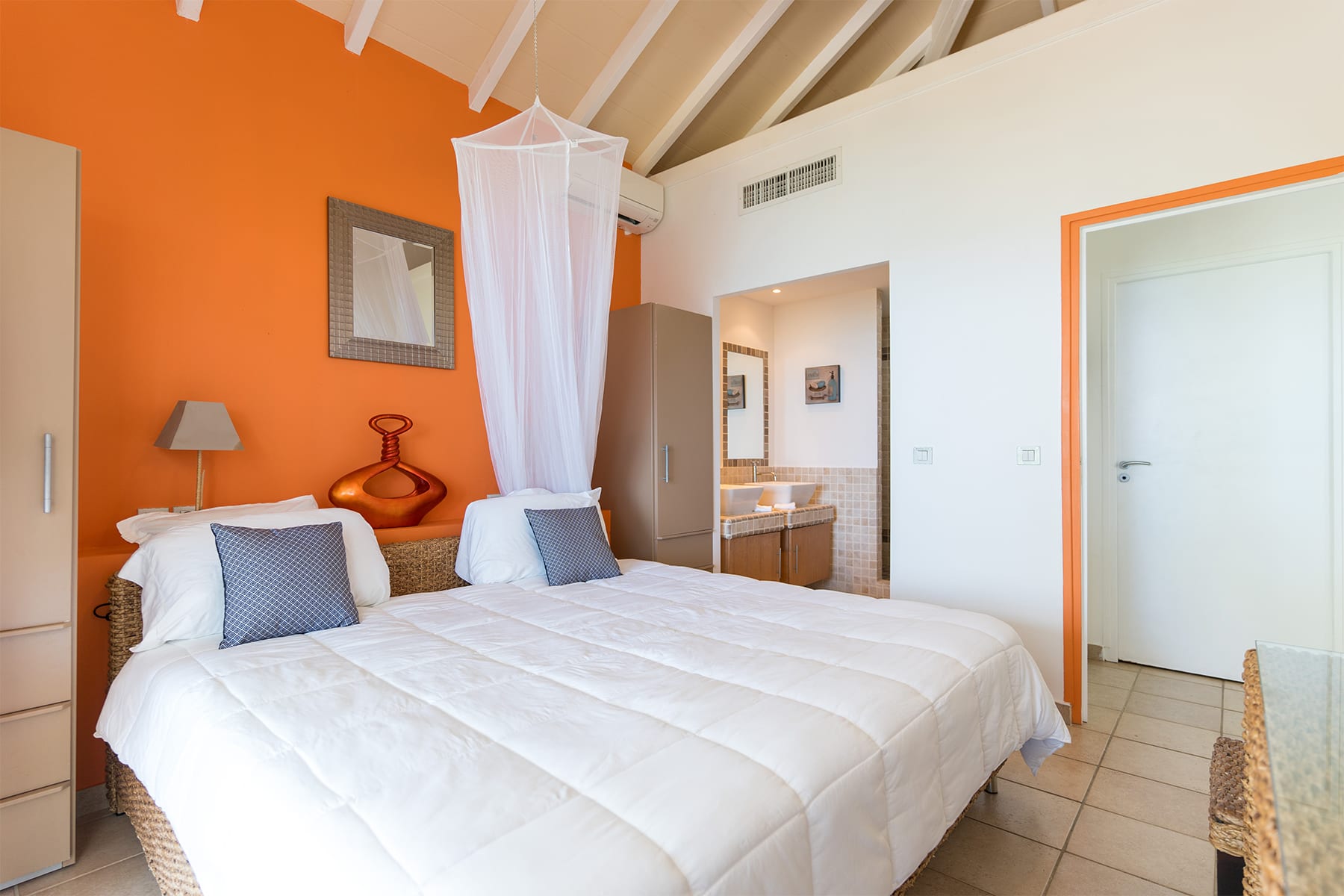 Villa Blue Sailing, a Three-Bedroom Villa Above Happy Bay with Caribbean Sunset Views - Photo 24