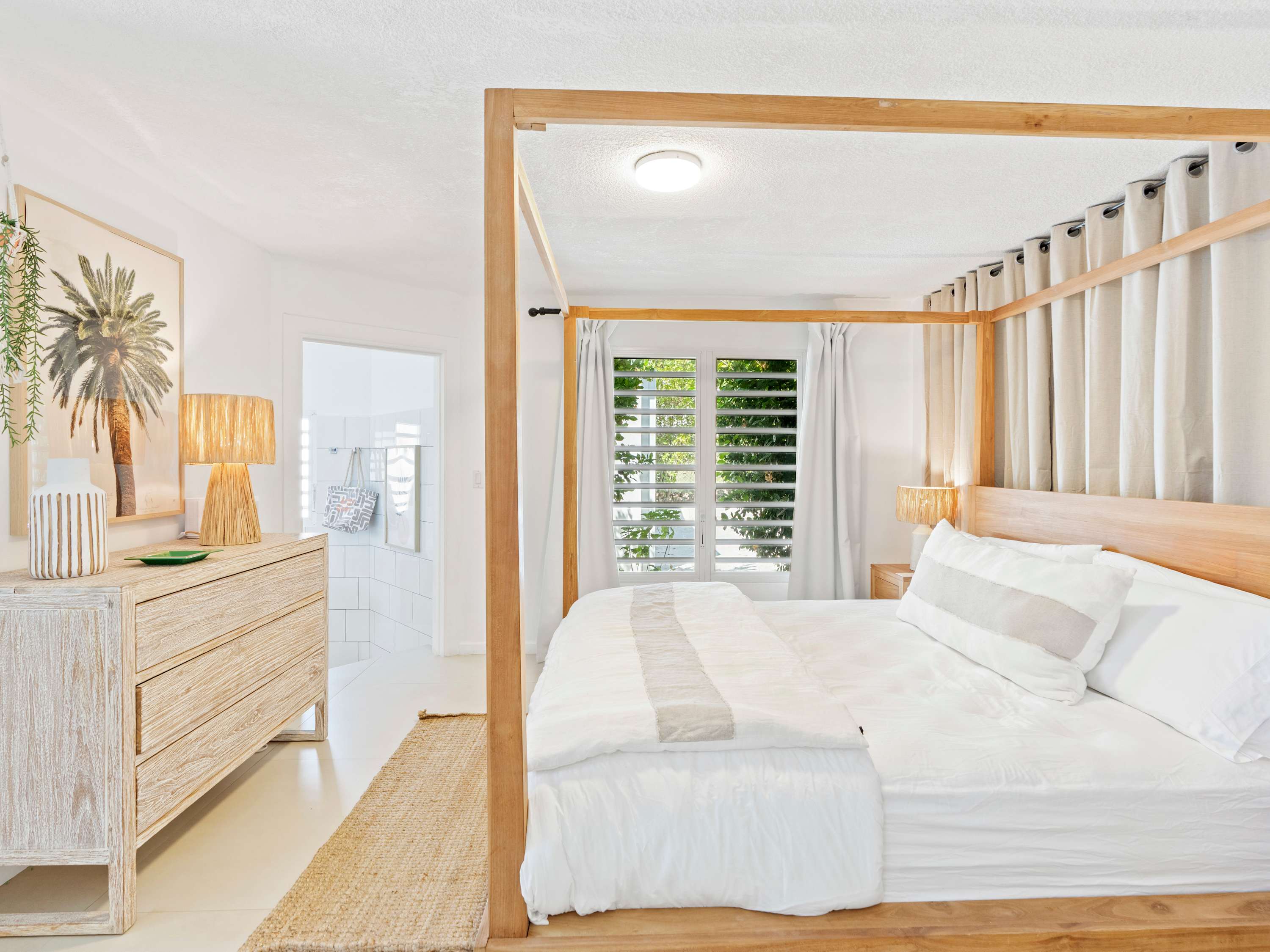 Bright Waters: Oceanfront Villa on Tamarin Hill with Private Pool - Photo 42