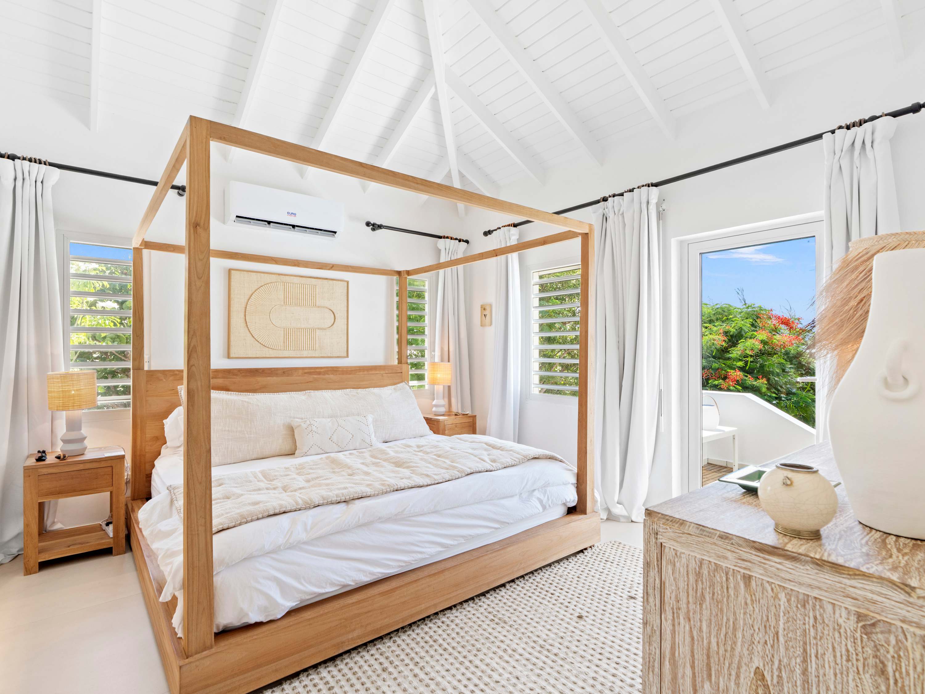 Bright Waters: Oceanfront Villa on Tamarin Hill with Private Pool - Photo 51