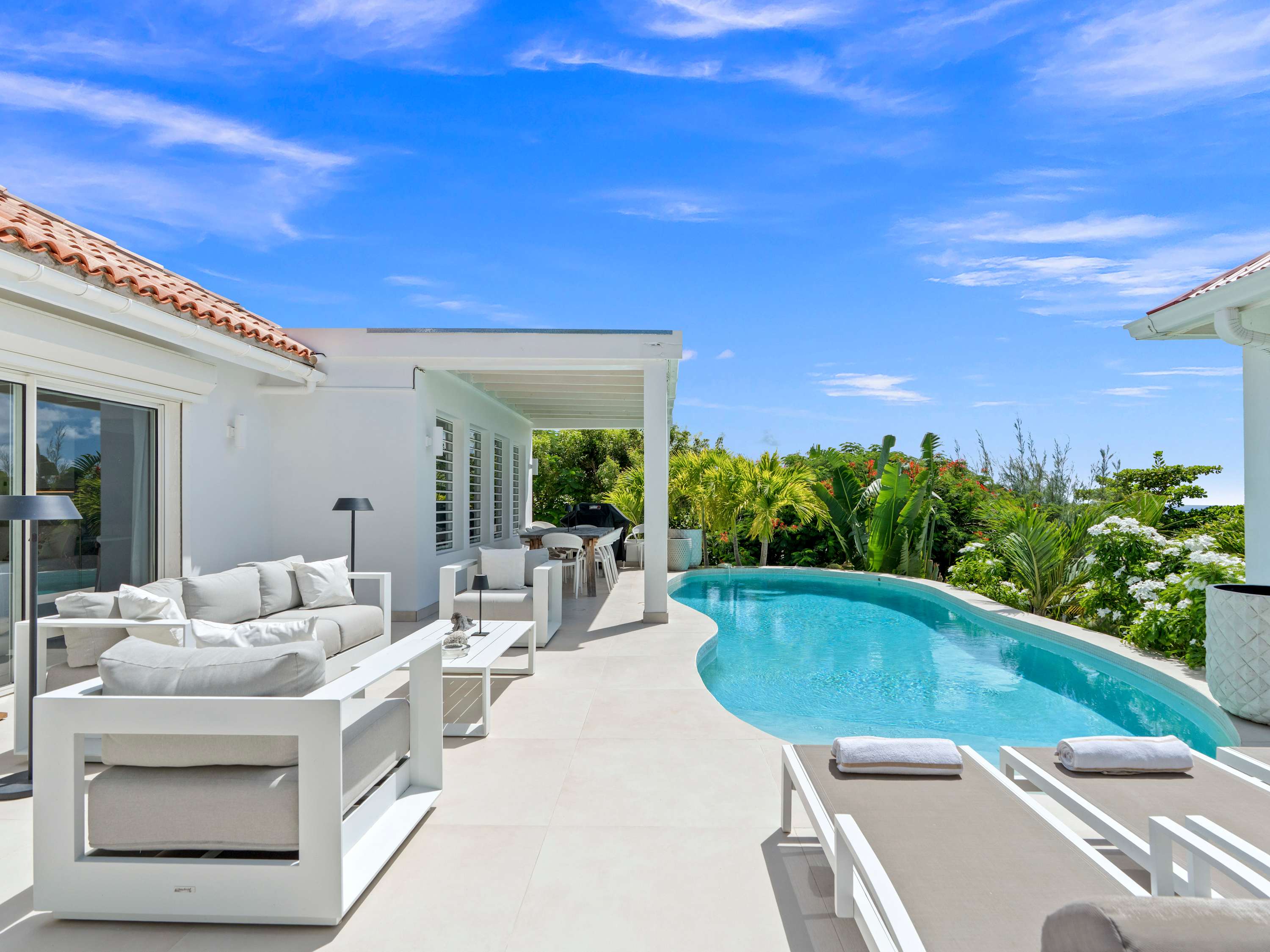 Bright Waters: Oceanfront Villa on Tamarin Hill with Private Pool - Photo 6