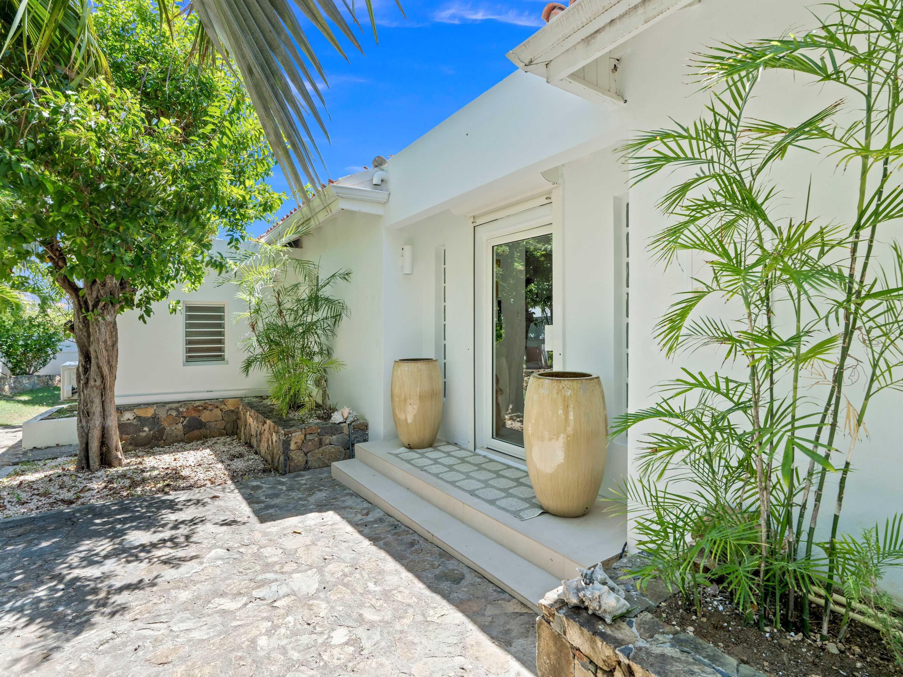Bright Waters: Oceanfront Villa on Tamarin Hill with Private Pool - Photo 76