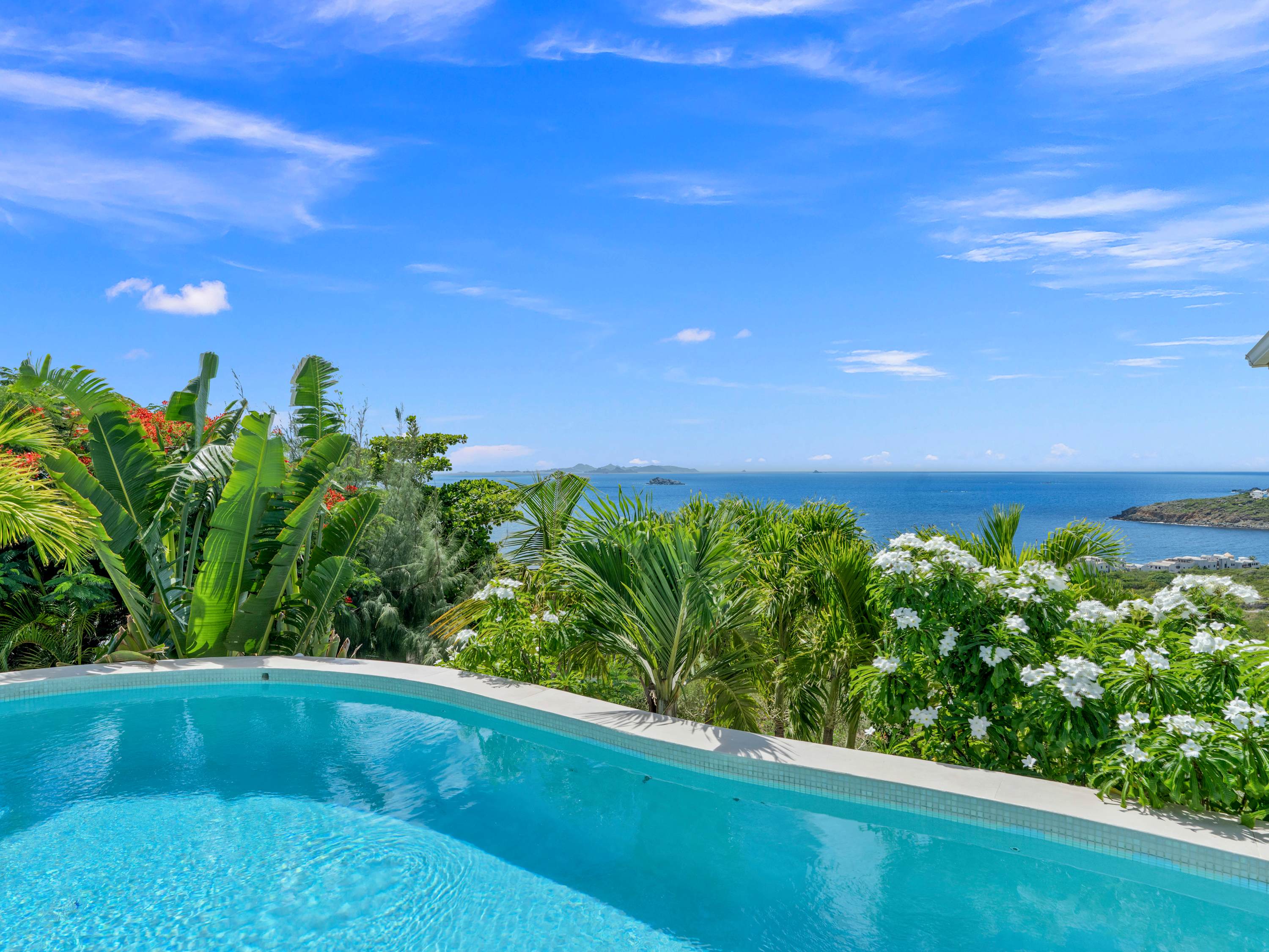 Bright Waters: Oceanfront Villa on Tamarin Hill with Private Pool - Photo 8