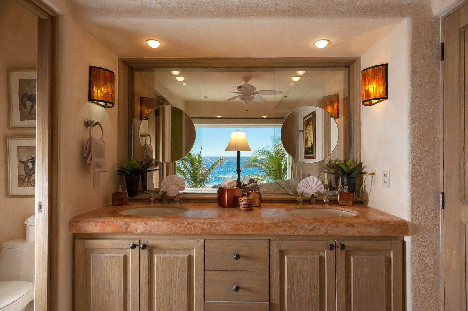 Casa Alcini, Beachfront Pedregal Villa with 8 Bedrooms, Heated Pool and Private Casita - Photo 19