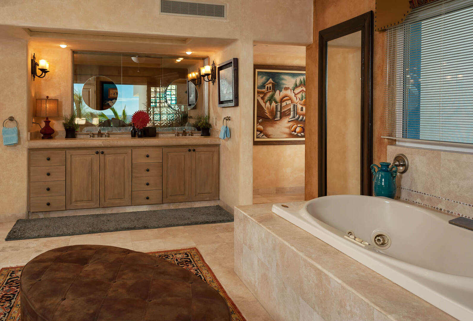 Casa Alcini, Beachfront Pedregal Villa with 8 Bedrooms, Heated Pool and Private Casita - Photo 20