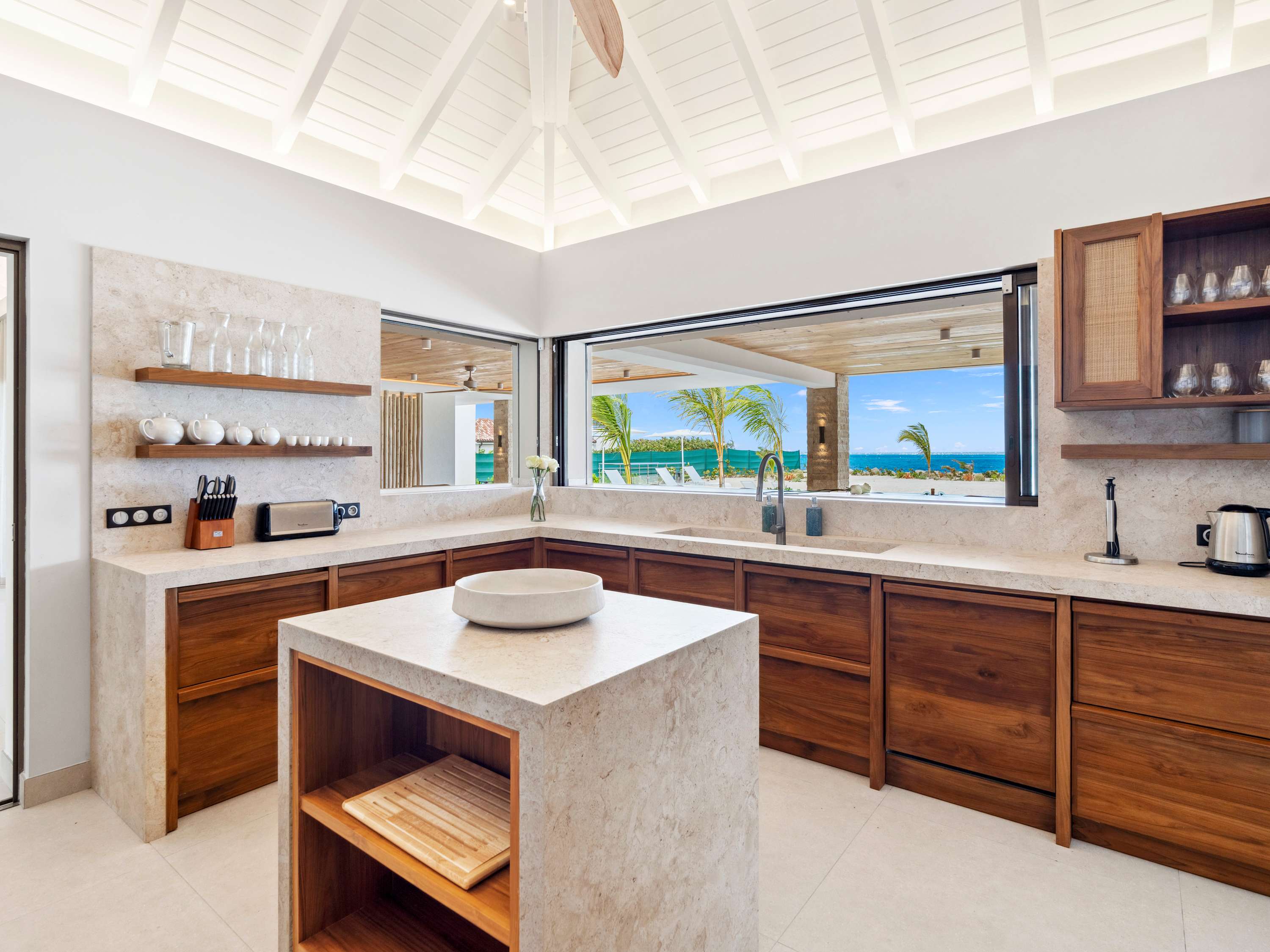 Casa Aquila, a Beachfront Villa on Baie Rouge in Terres Basses - Photo 34