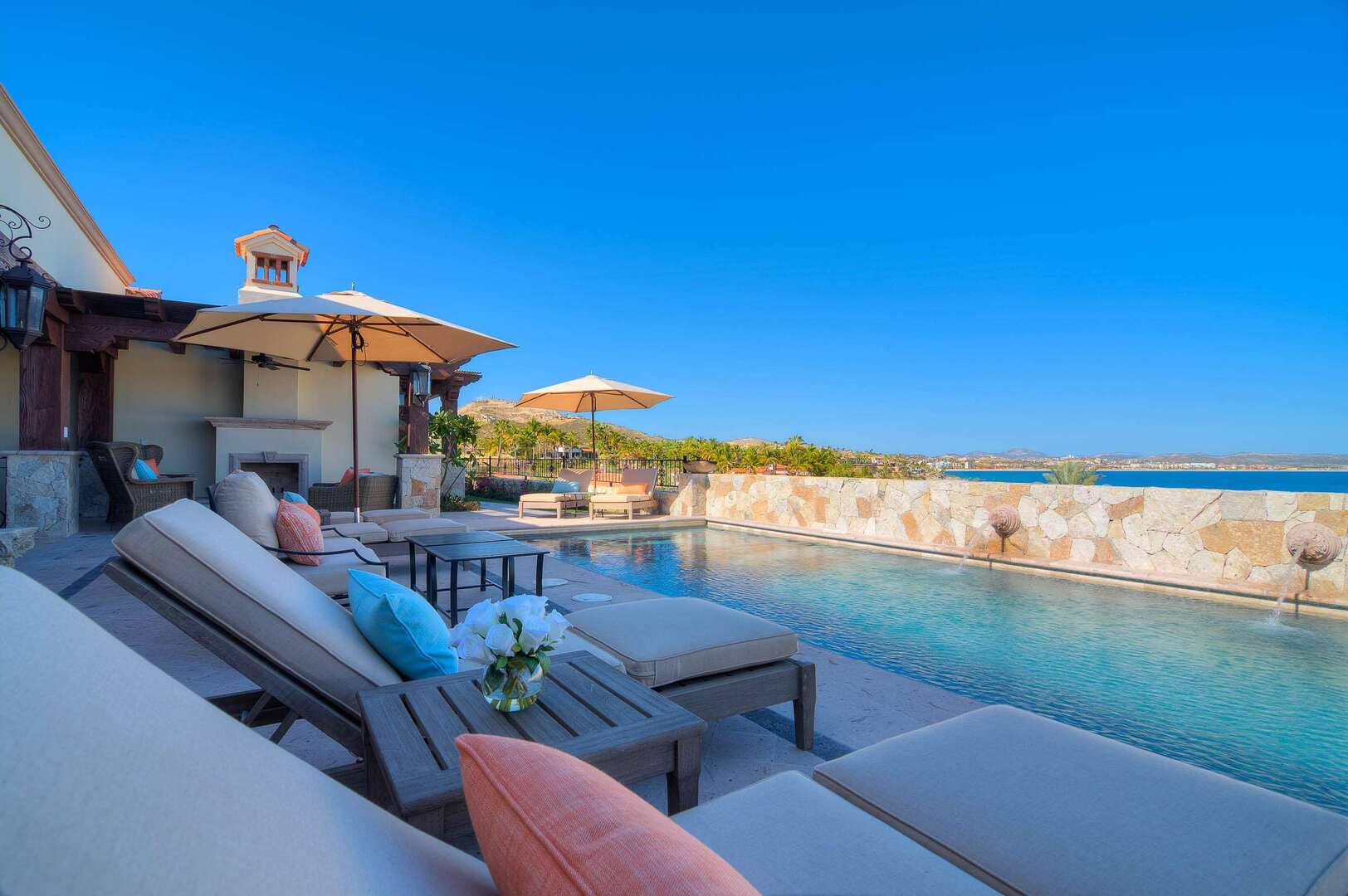 Casa Bella Villa, Ocean View Palmilla Estate with Butler, Cook and Golf Cart - Photo 7