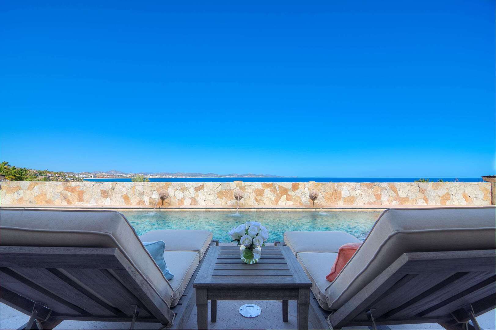 Casa Bella Villa, Ocean View Palmilla Estate with Butler, Cook and Golf Cart - Photo 9