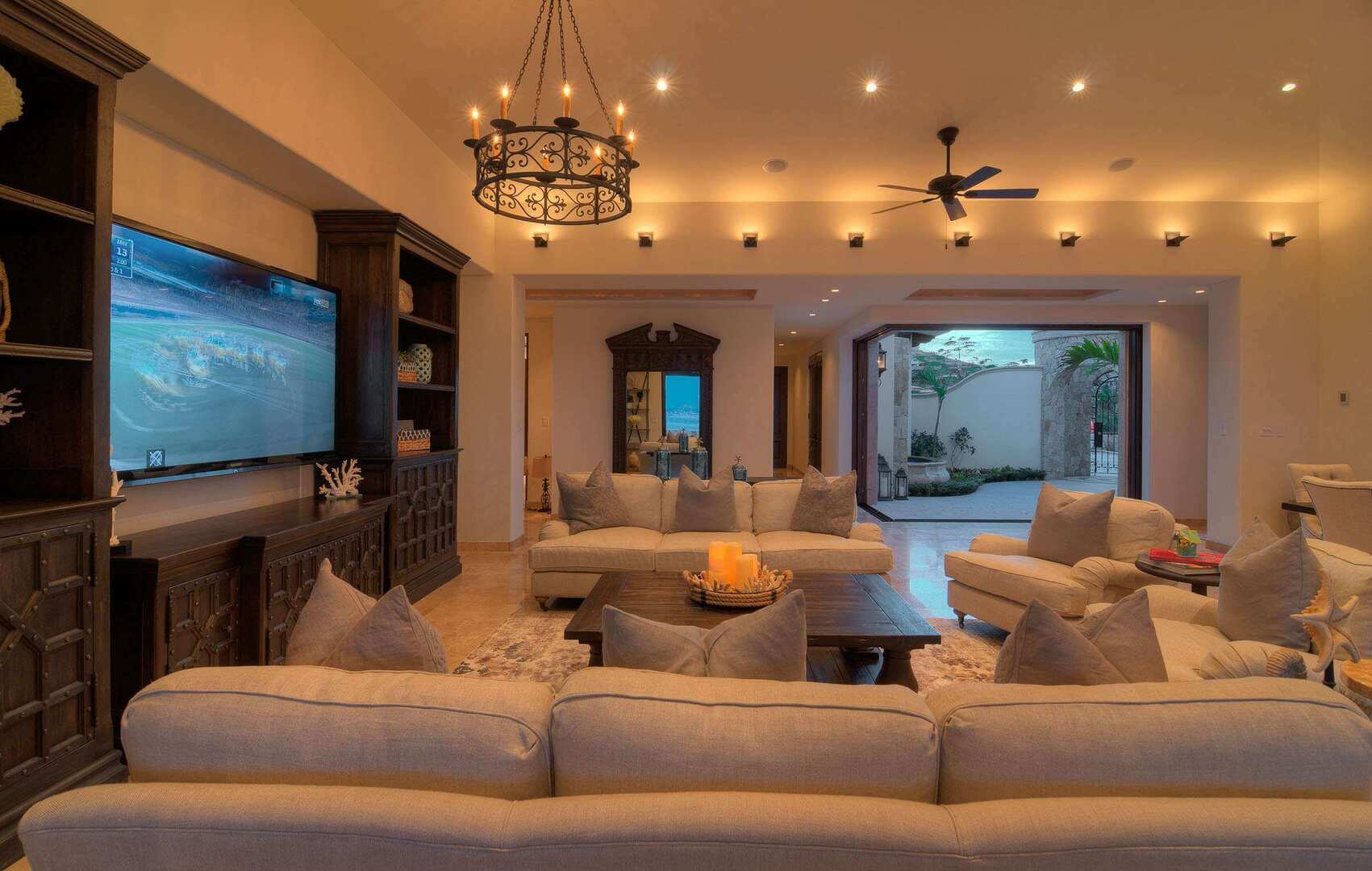Casa Bella Villa, Ocean View Palmilla Estate with Butler, Cook and Golf Cart - Photo 10
