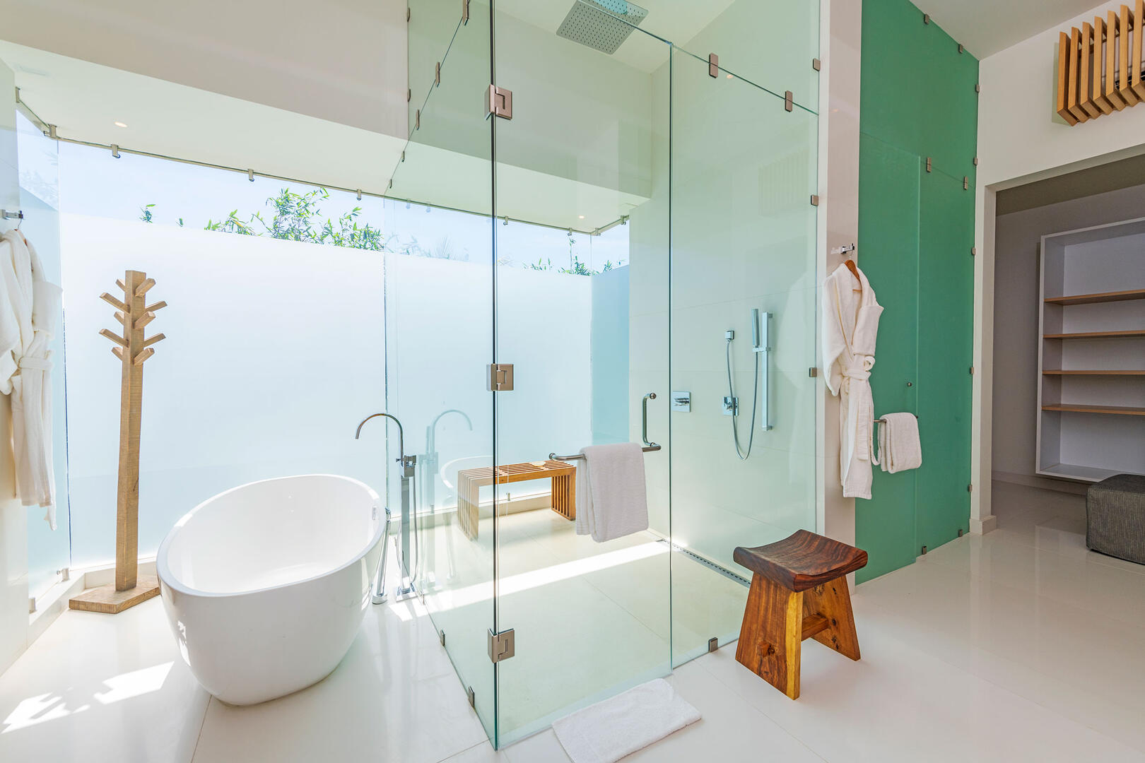 Casa Brisa, a Seven-Bedroom Beachfront Villa in Punta Mita Gallery 3