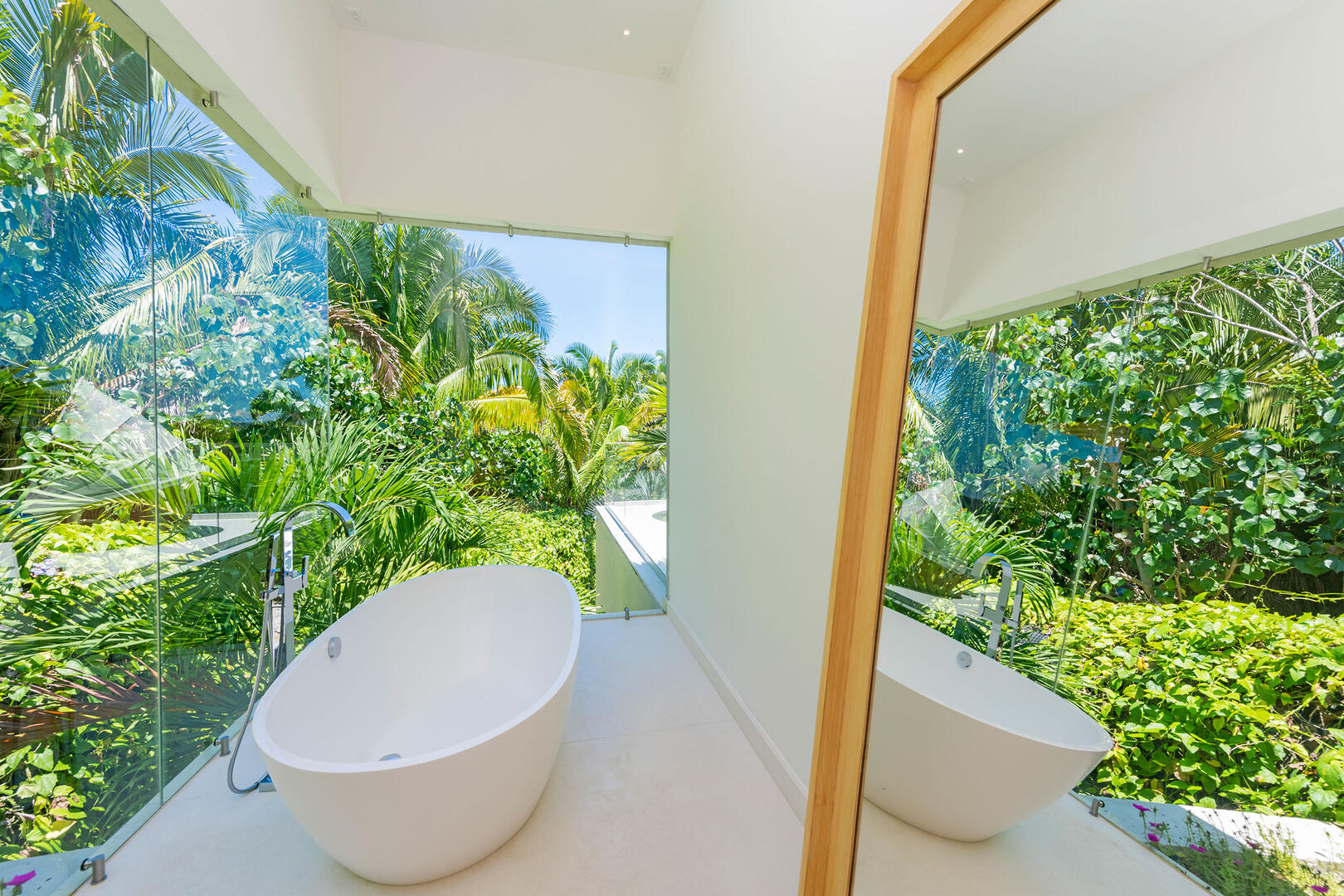 Casa Brisa, a Seven-Bedroom Beachfront Villa in Punta Mita - Photo 31