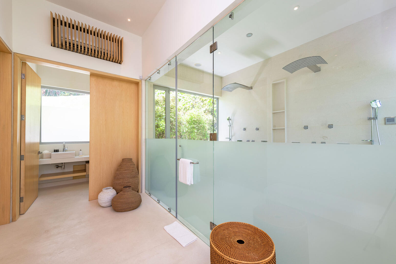 Casa Brisa, a Seven-Bedroom Beachfront Villa in Punta Mita - Photo 32