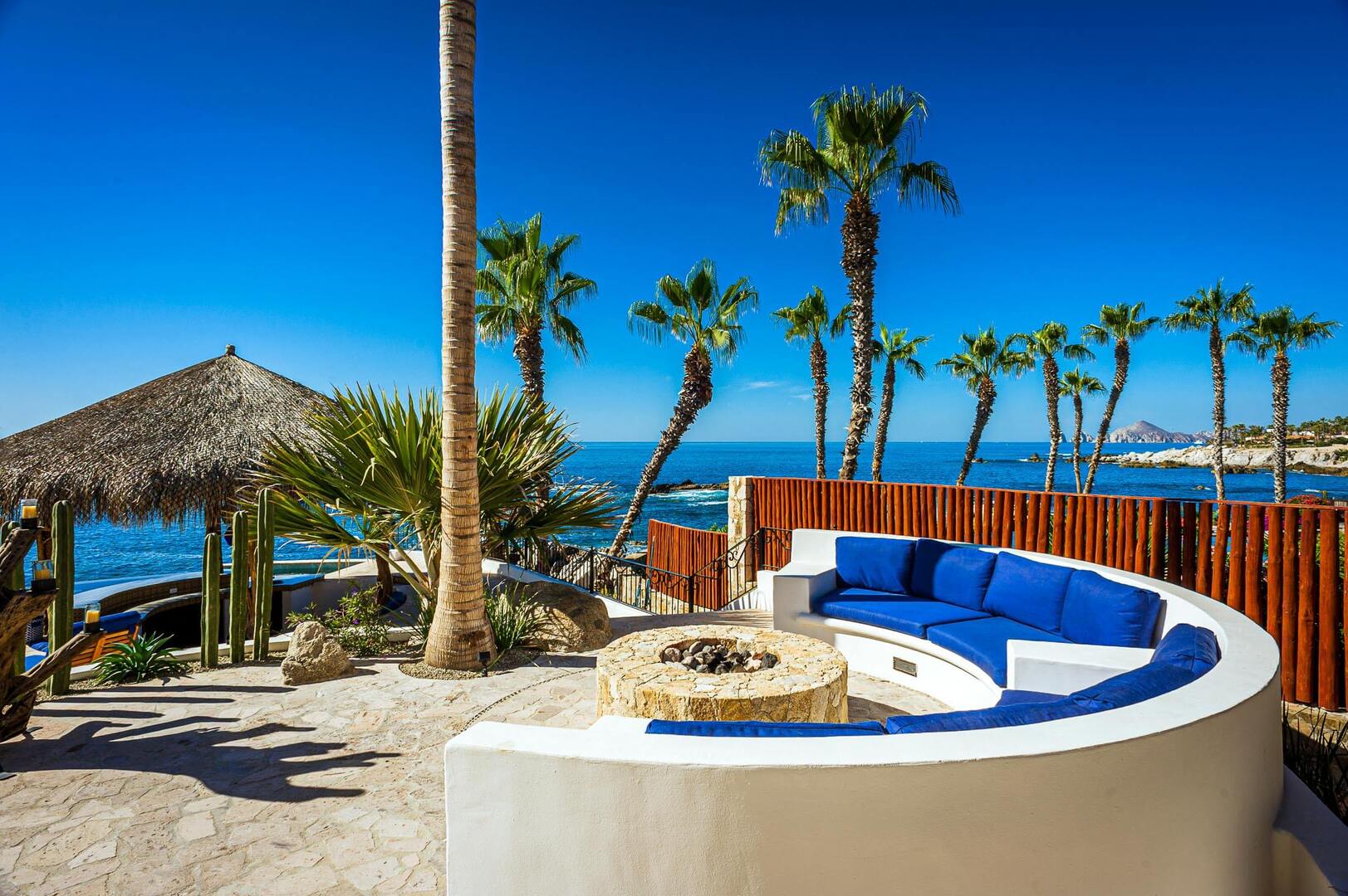 Casa Carreta, Beachfront Hacienda Beside Esperanza Beach Club in Punta Ballena - Photo 17