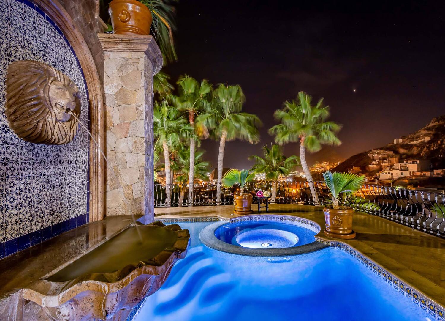 Casa Connie, Six King Suites Above Cabo Marina in Pedregal Gallery 1