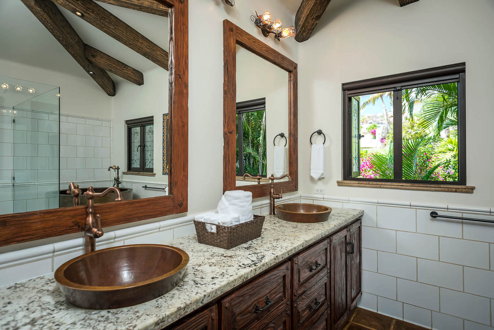 Casa Connie, Six King Suites Above Cabo Marina in Pedregal - Photo 26