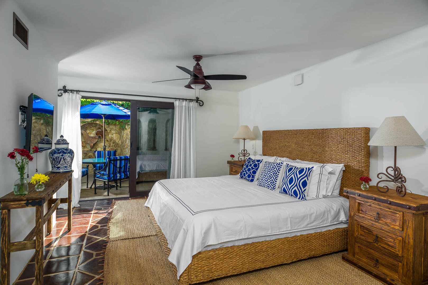 Casa Connie, Six King Suites Above Cabo Marina in Pedregal - Photo 29