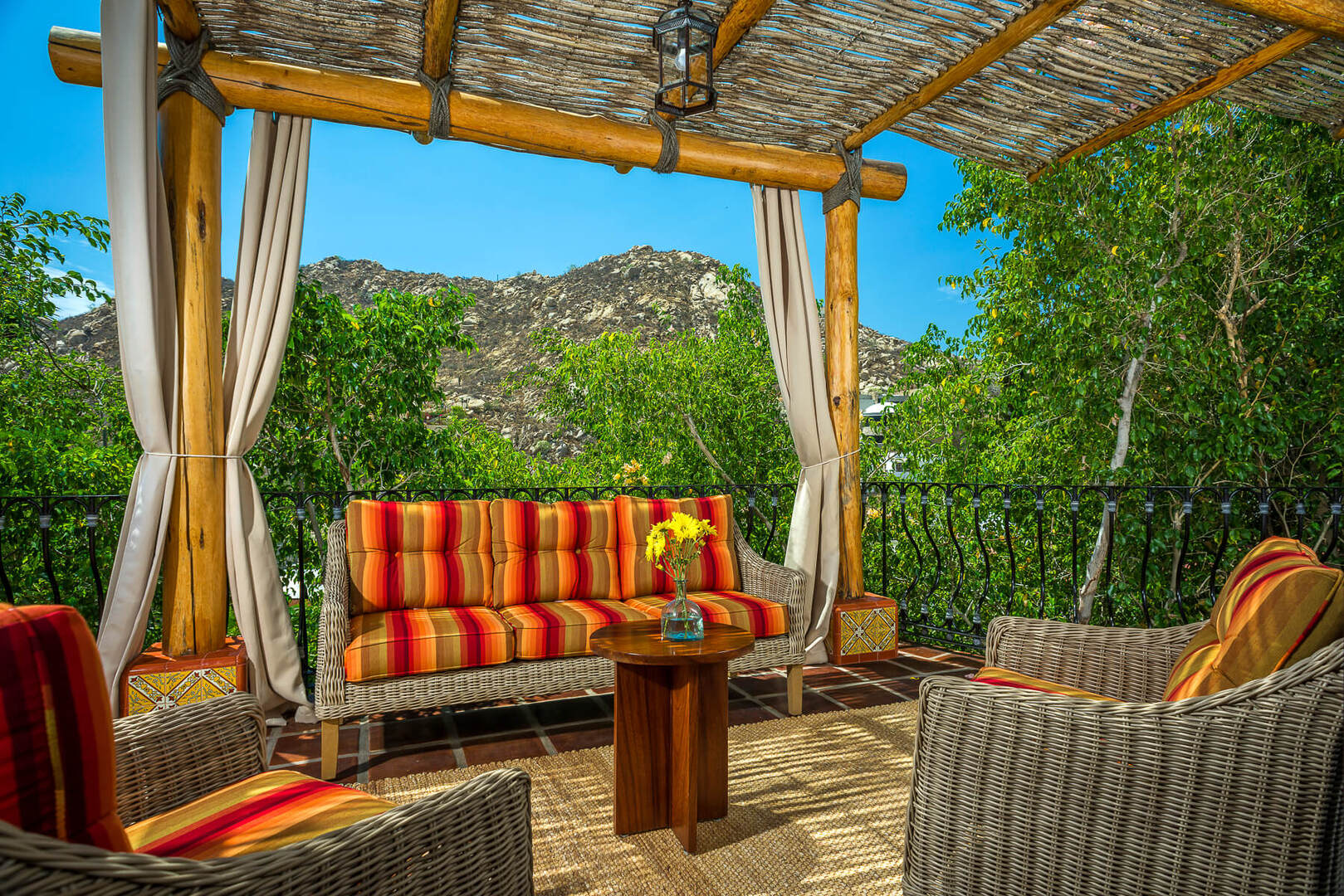 Casa Connie, Six King Suites Above Cabo Marina in Pedregal - Photo 36