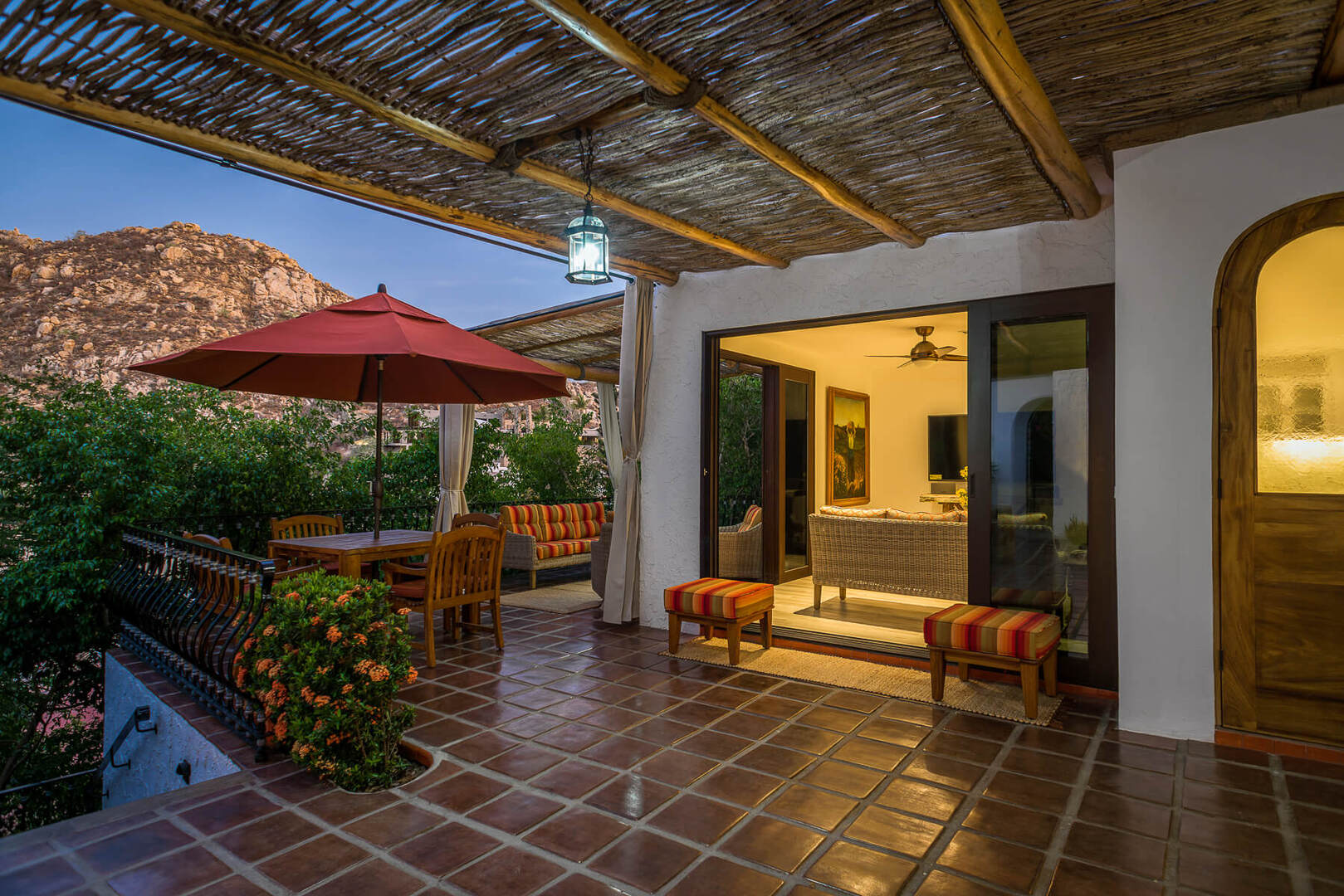 Casa Connie, Six King Suites Above Cabo Marina in Pedregal - Photo 43