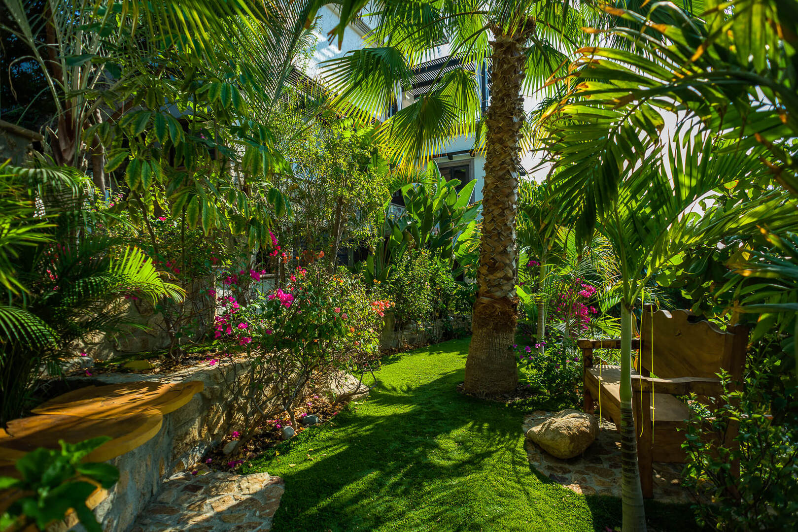 Casa Connie, Six King Suites Above Cabo Marina in Pedregal - Photo 47