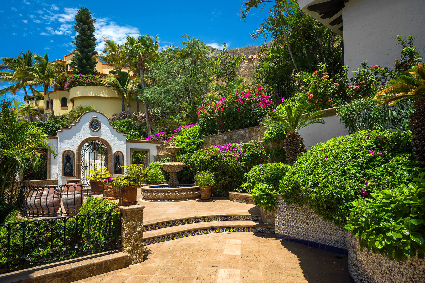 Casa Connie, Six King Suites Above Cabo Marina in Pedregal - Photo 49