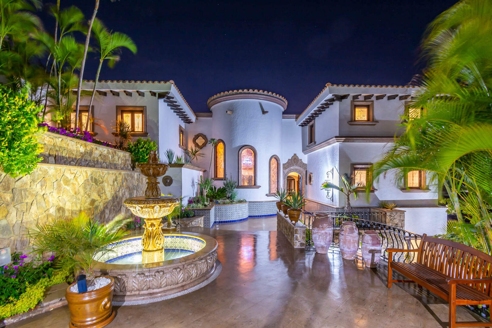 Casa Connie, Six King Suites Above Cabo Marina in Pedregal - Photo 7