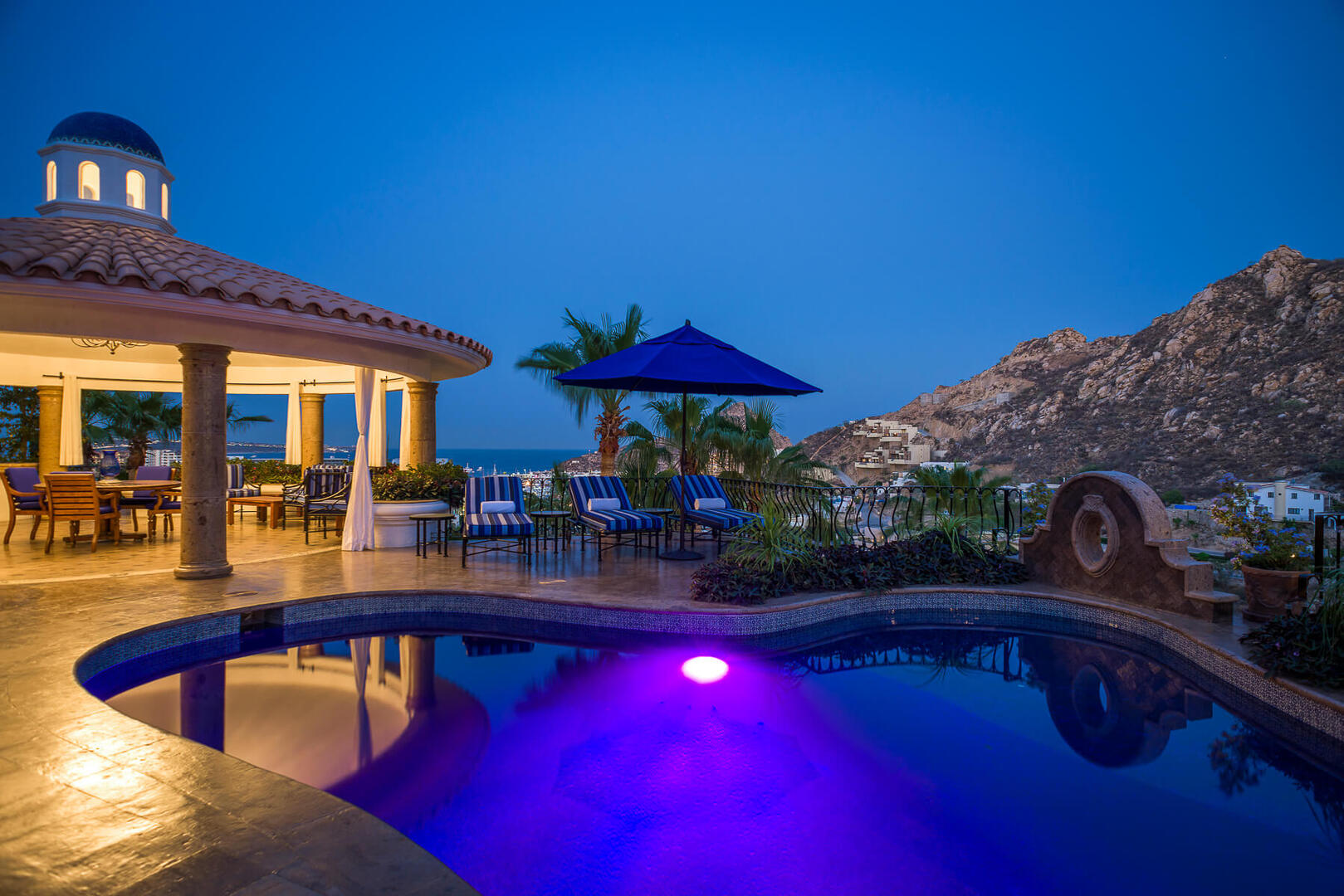 Casa Connie, Six King Suites Above Cabo Marina in Pedregal - Photo 10