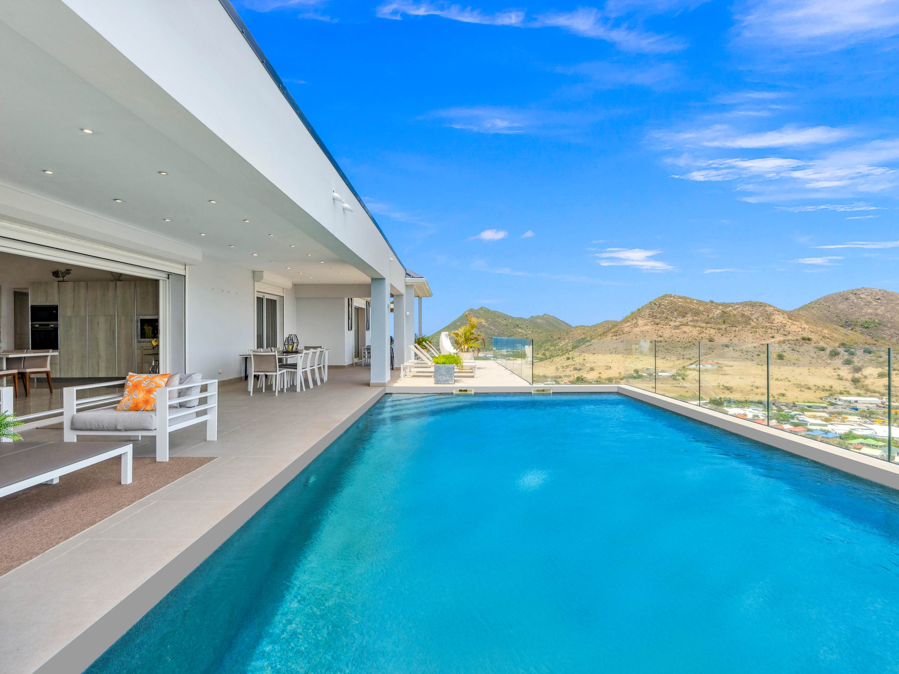Casa Del Jefe, Mont Vernon Villa with 180 Degree Sea Views and Private Pool Gallery 2