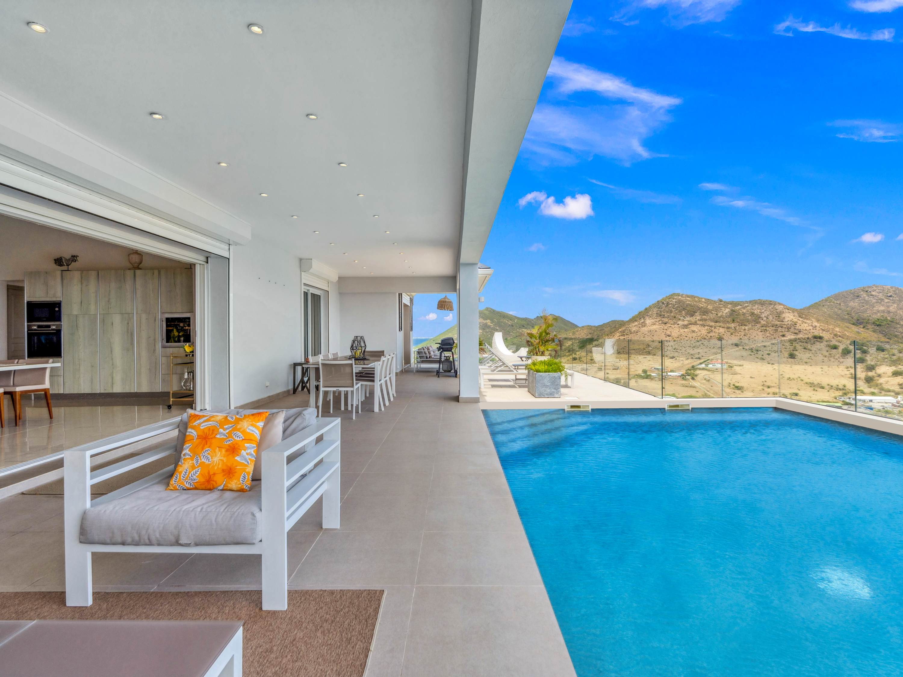 Casa Del Jefe, Mont Vernon Villa with 180 Degree Sea Views and Private Pool Gallery 3