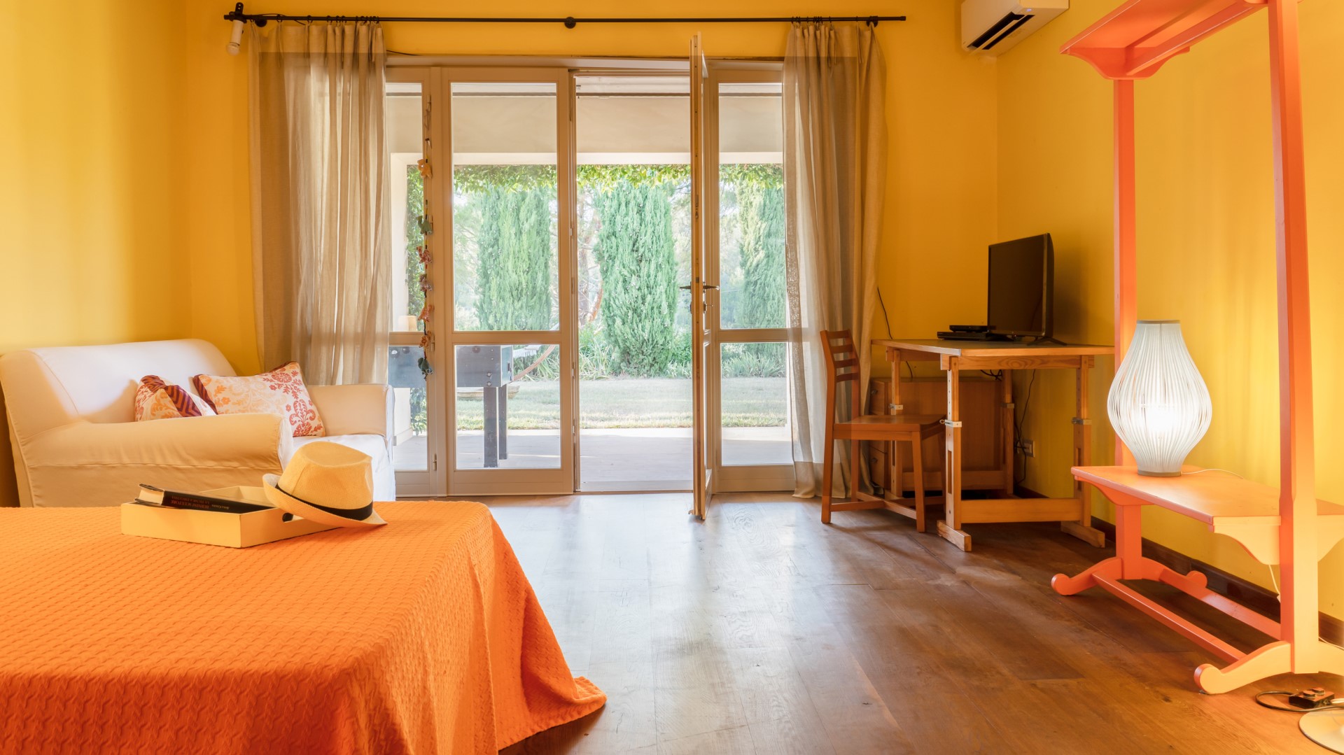 Casa del Vento 5BR, Sea-Lit Modern Villa Among Olive Trees in Tuscany - Photo 40