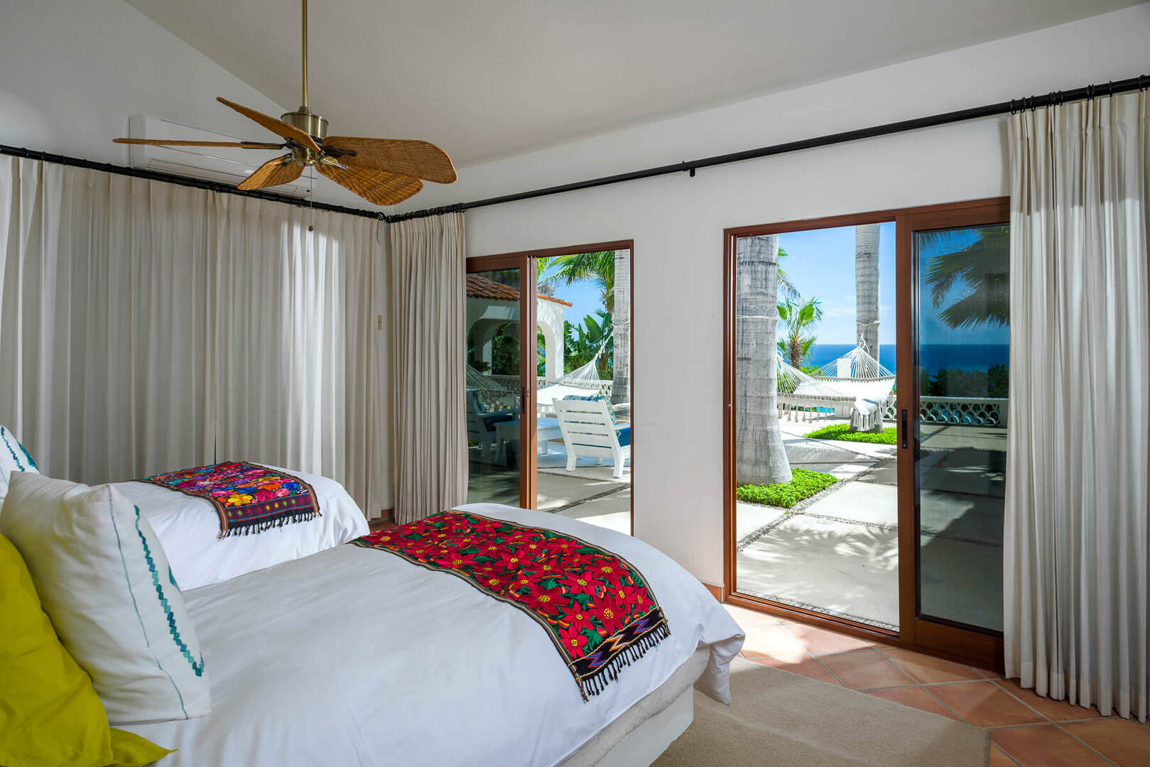 Casa Edwards, Beachfront Colonial Glamour in Villas del Mar - Photo 15