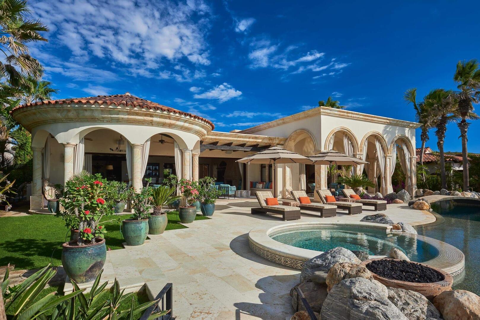 Casa Milagro, Beachfront Hacienda Luxury in Fundadores Puerto Los Cabos Gallery 3