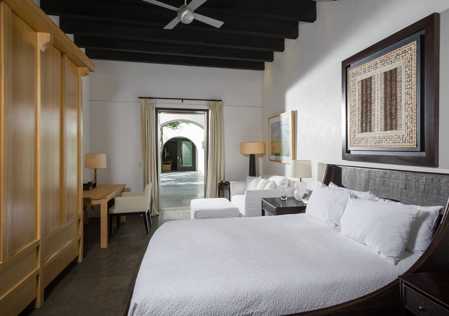 Casa Oliver, A Grand Beachfront Hacienda in Fundadores - Photo 20