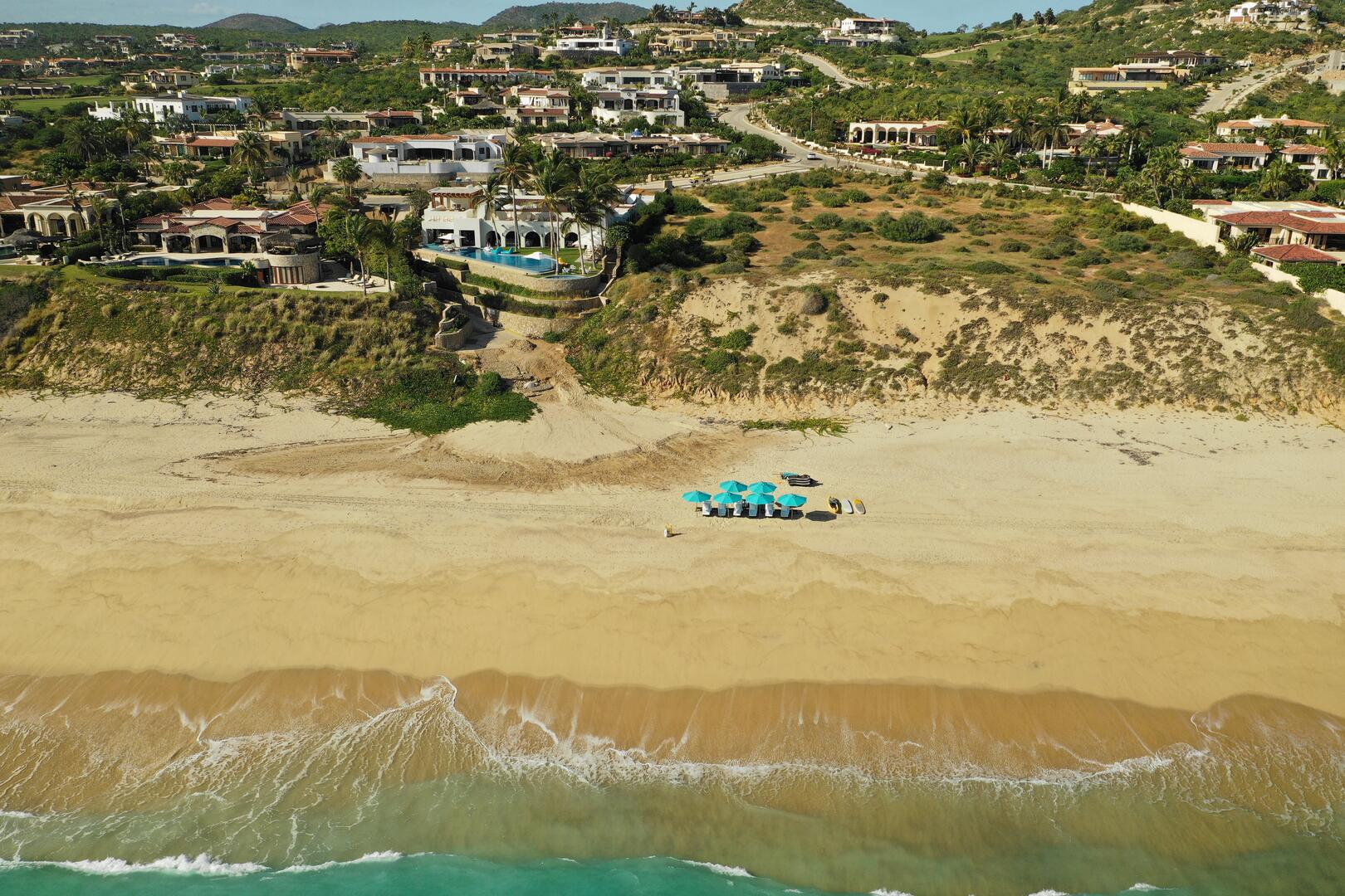 Casa Oliver, A Grand Beachfront Hacienda in Fundadores - Photo 33