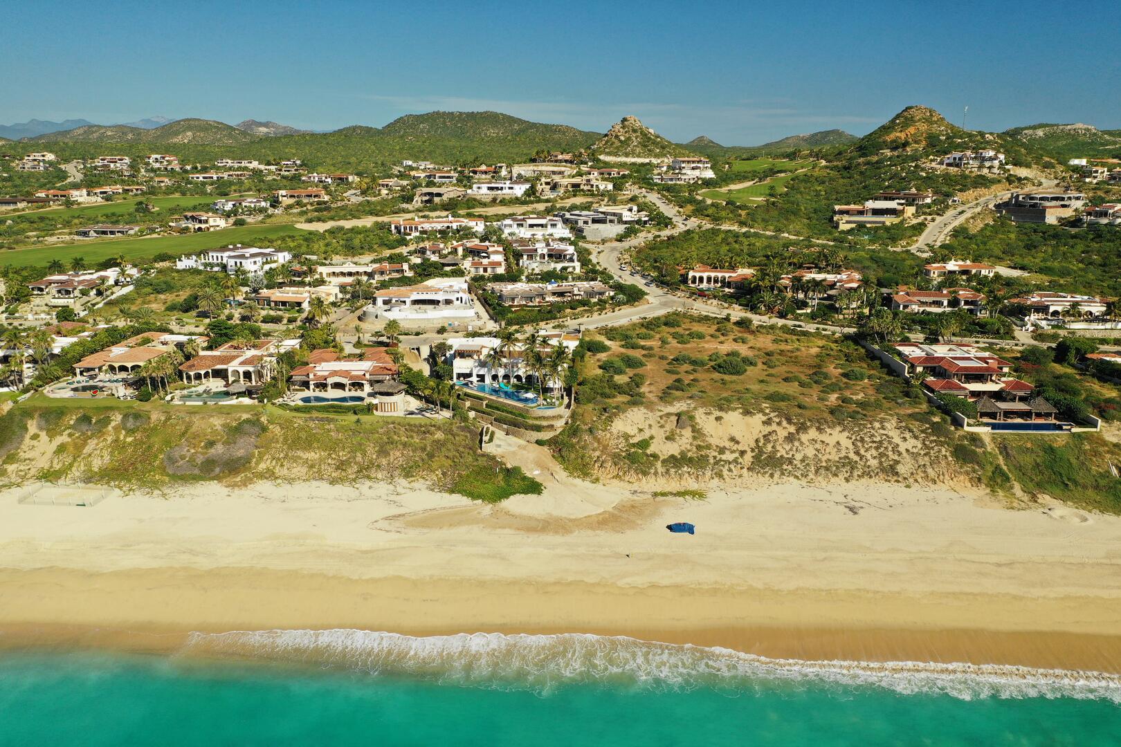 Casa Oliver, A Grand Beachfront Hacienda in Fundadores - Photo 35