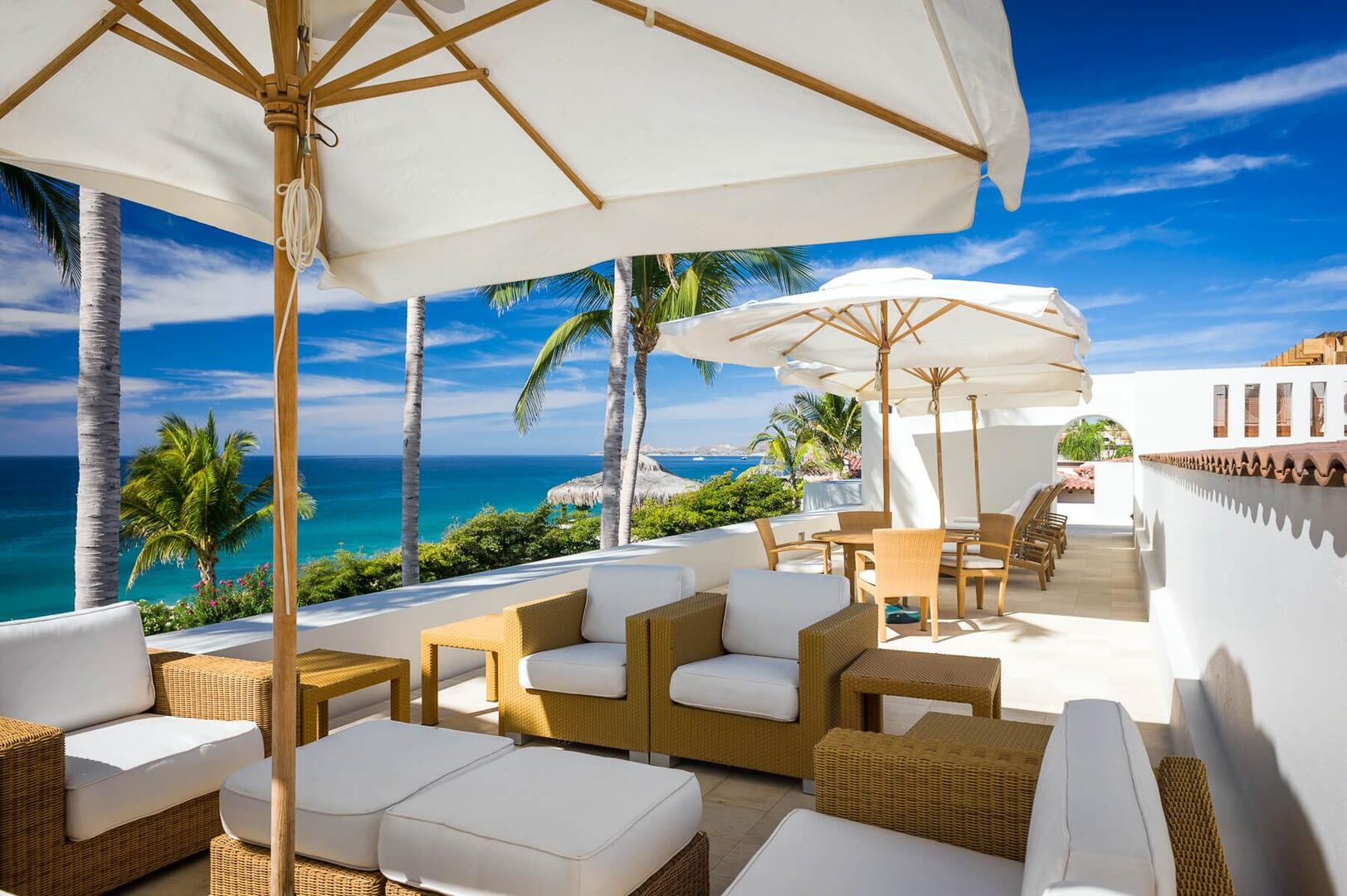 Casa Oliver, A Grand Beachfront Hacienda in Fundadores - Photo 5
