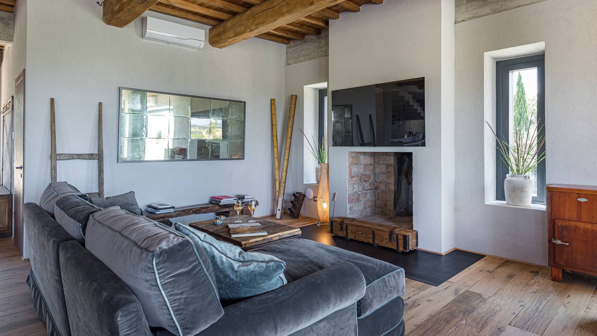 Casale The Place, Industrial-Chic Stone Villa with Pool Near Todi - Photo 27