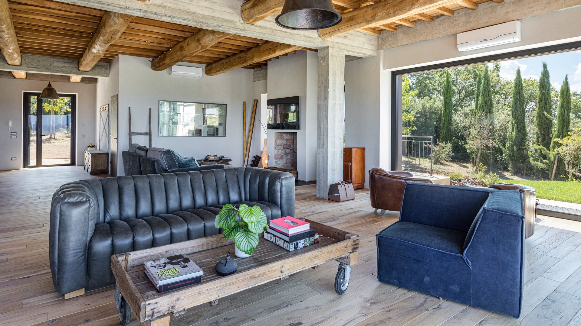 Casale The Place, Industrial-Chic Stone Villa with Pool Near Todi - Photo 28