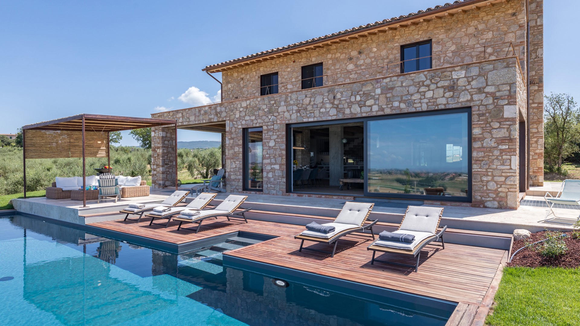 Casale The Place, Industrial-Chic Stone Villa with Pool Near Todi - Photo 5