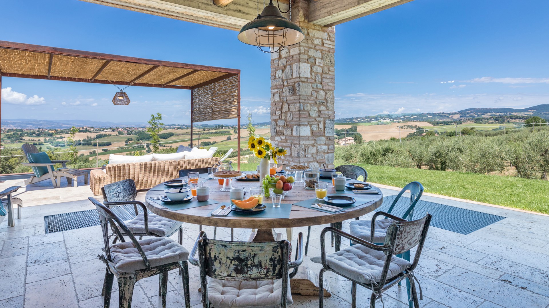 Casale The Place, Industrial-Chic Stone Villa with Pool Near Todi - Photo 7