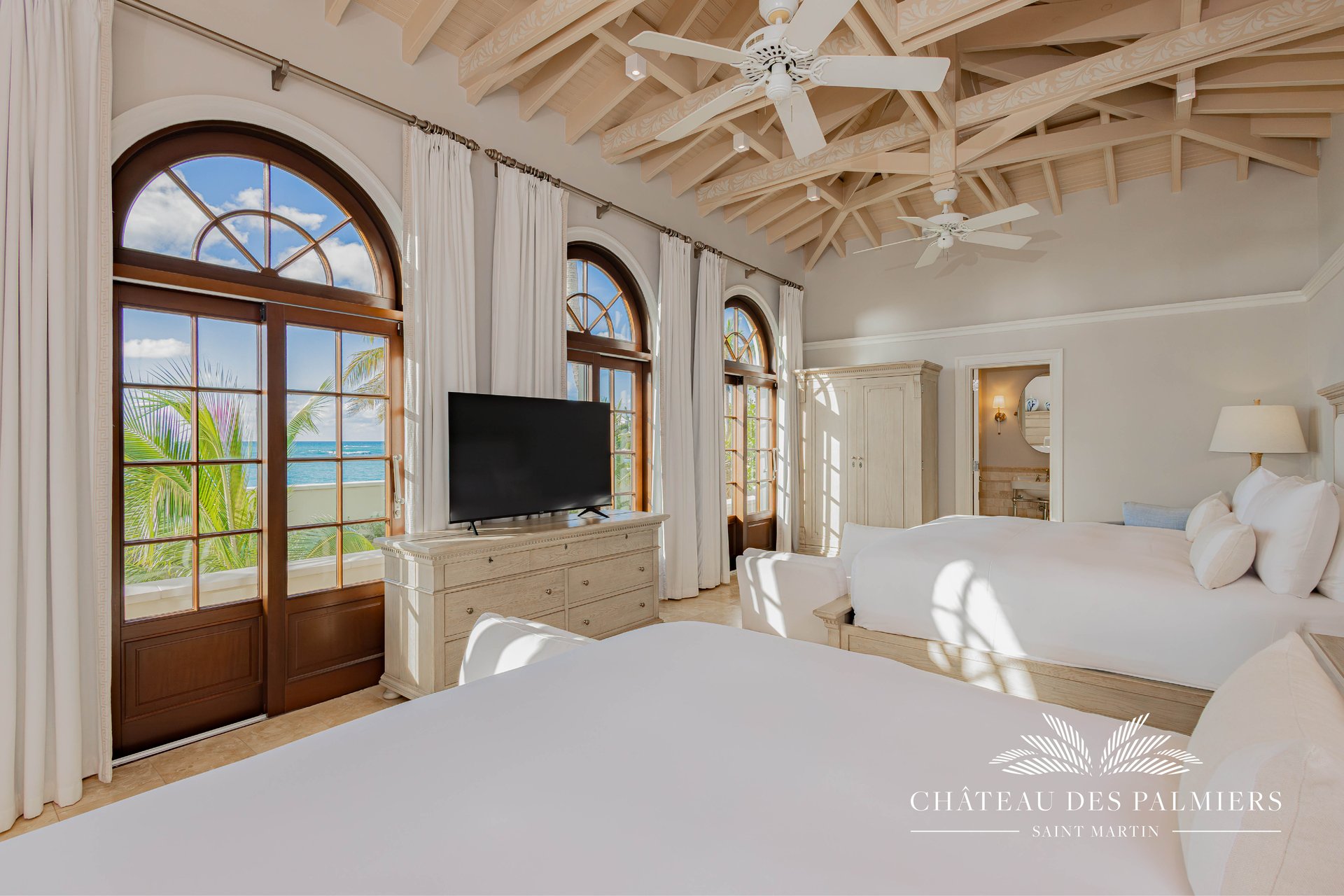 Château des Palmiers, Beachfront Ten Bedroom Estate in Les Terres Basses - Photo 22